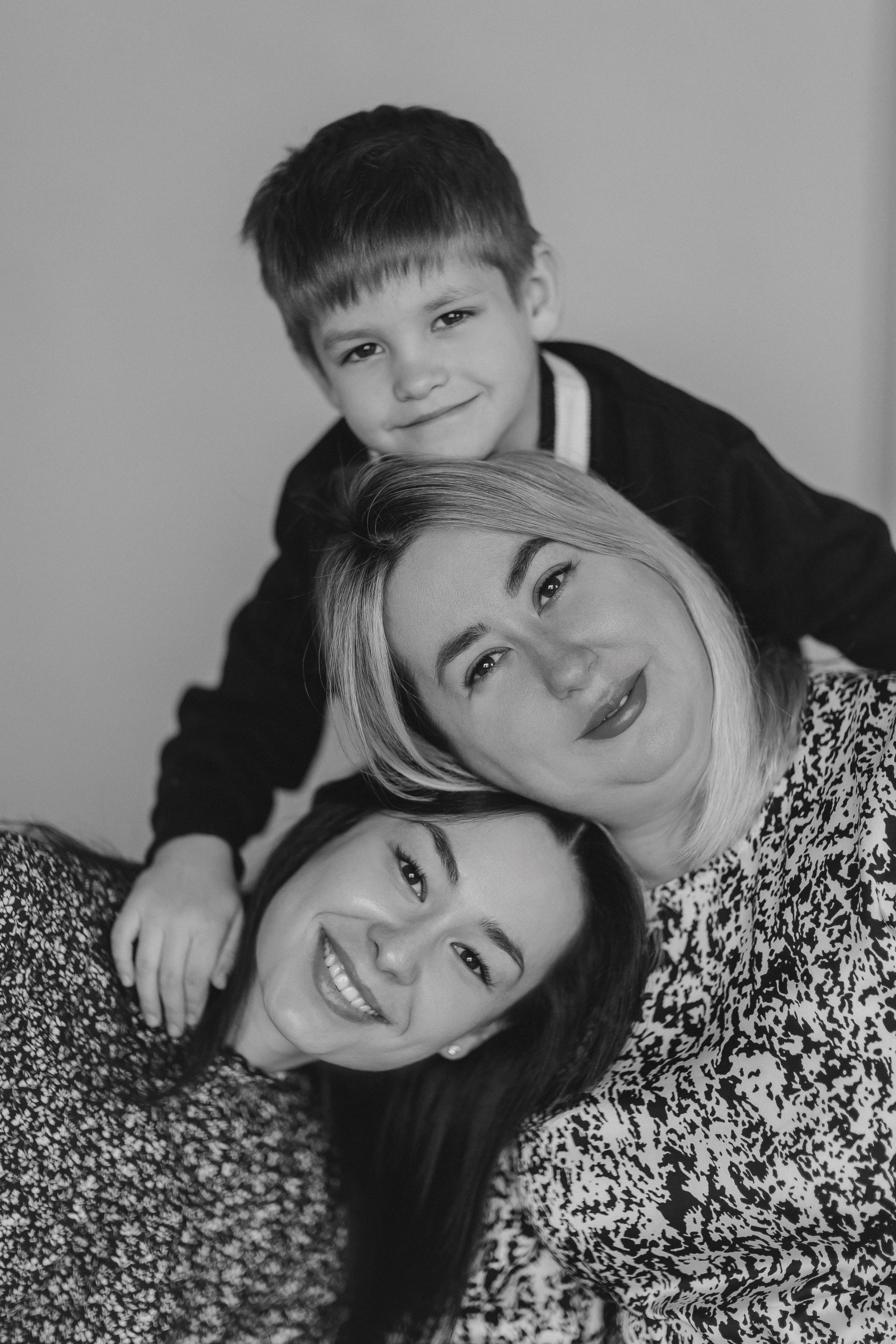 Юлия, Виктория и Василий. Ваш фотограф — Александра Андрущенко