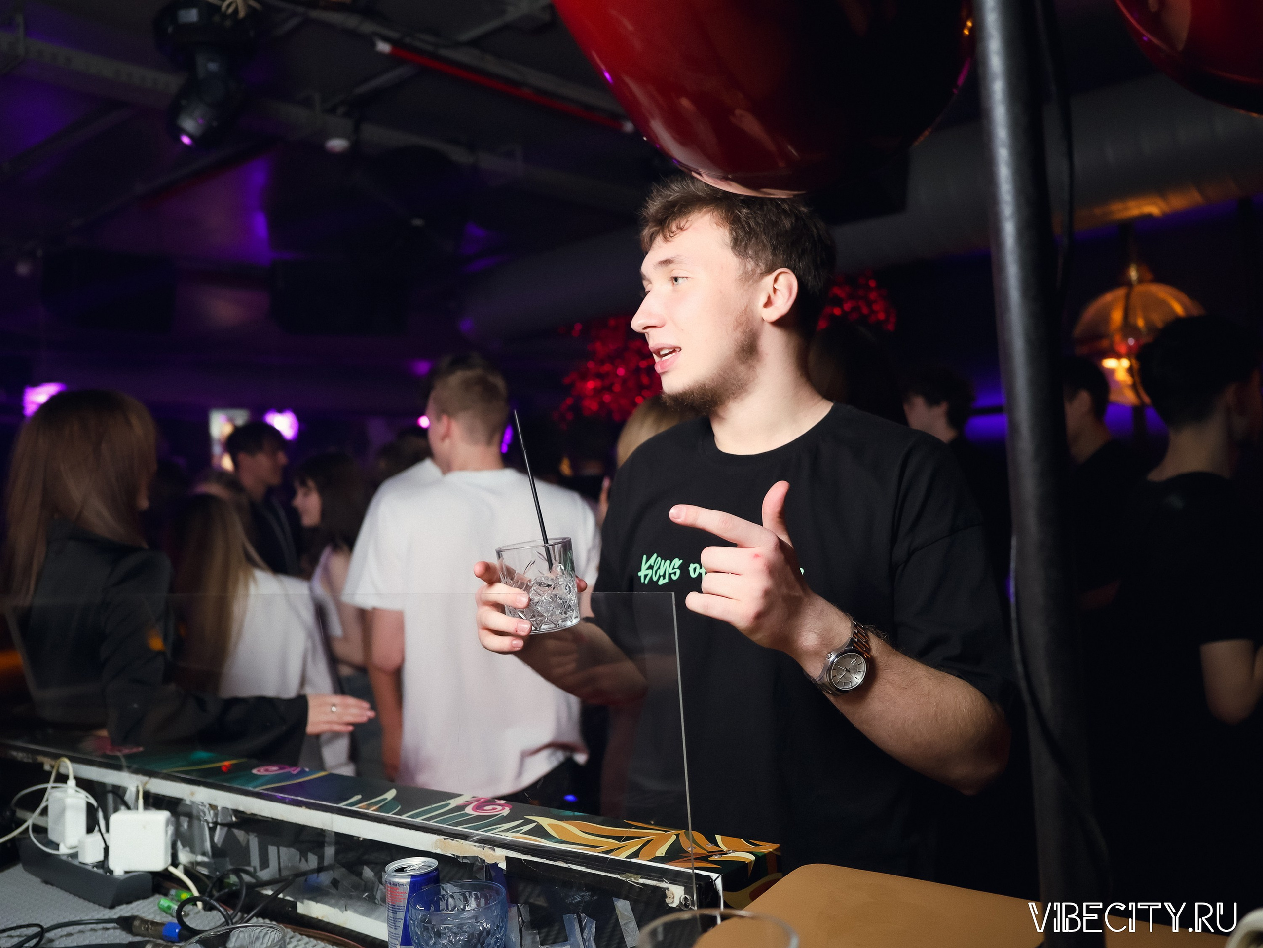 DOUBLE U. VIBECITY.RU Вайб Сити Ру Фоторепортажи Фотоотчеты Калининград