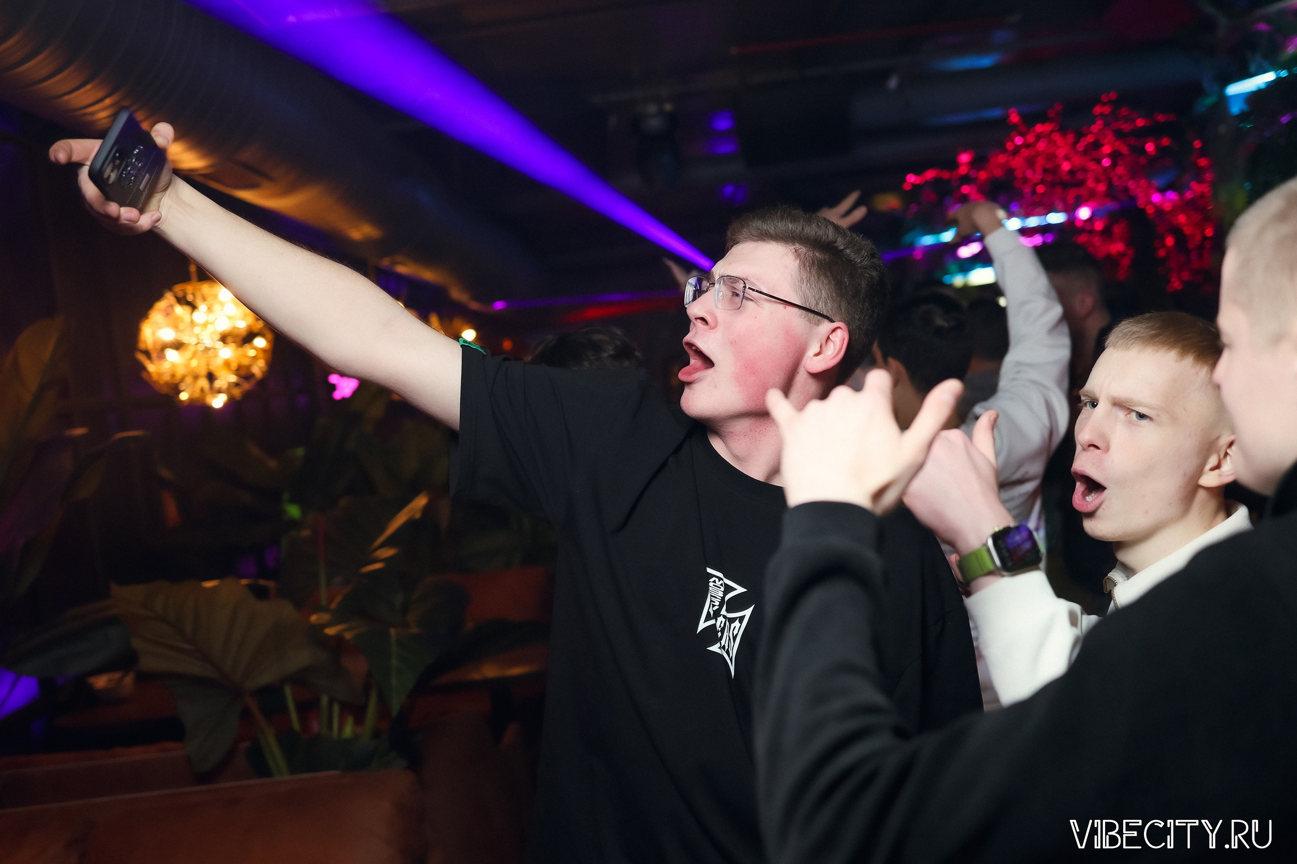 DOUBLE U. VIBECITY.RU Вайб Сити Ру Фоторепортажи Фотоотчеты Калининград