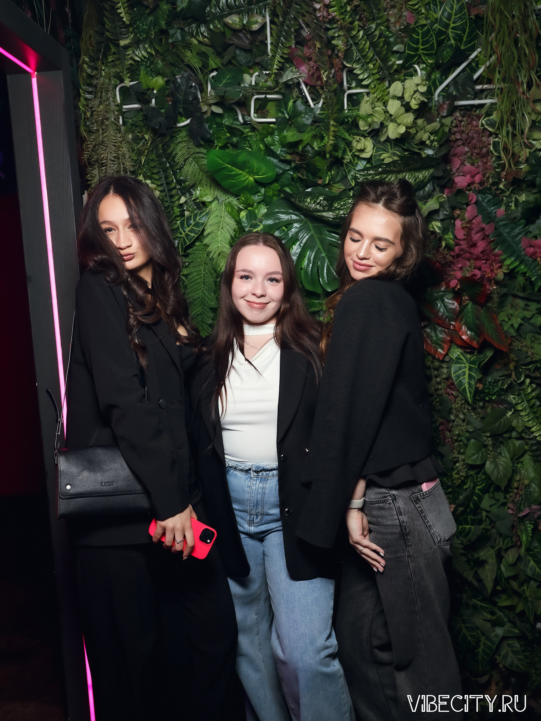 DOUBLE U. VIBECITY.RU Вайб Сити Ру Фоторепортажи Фотоотчеты Калининград