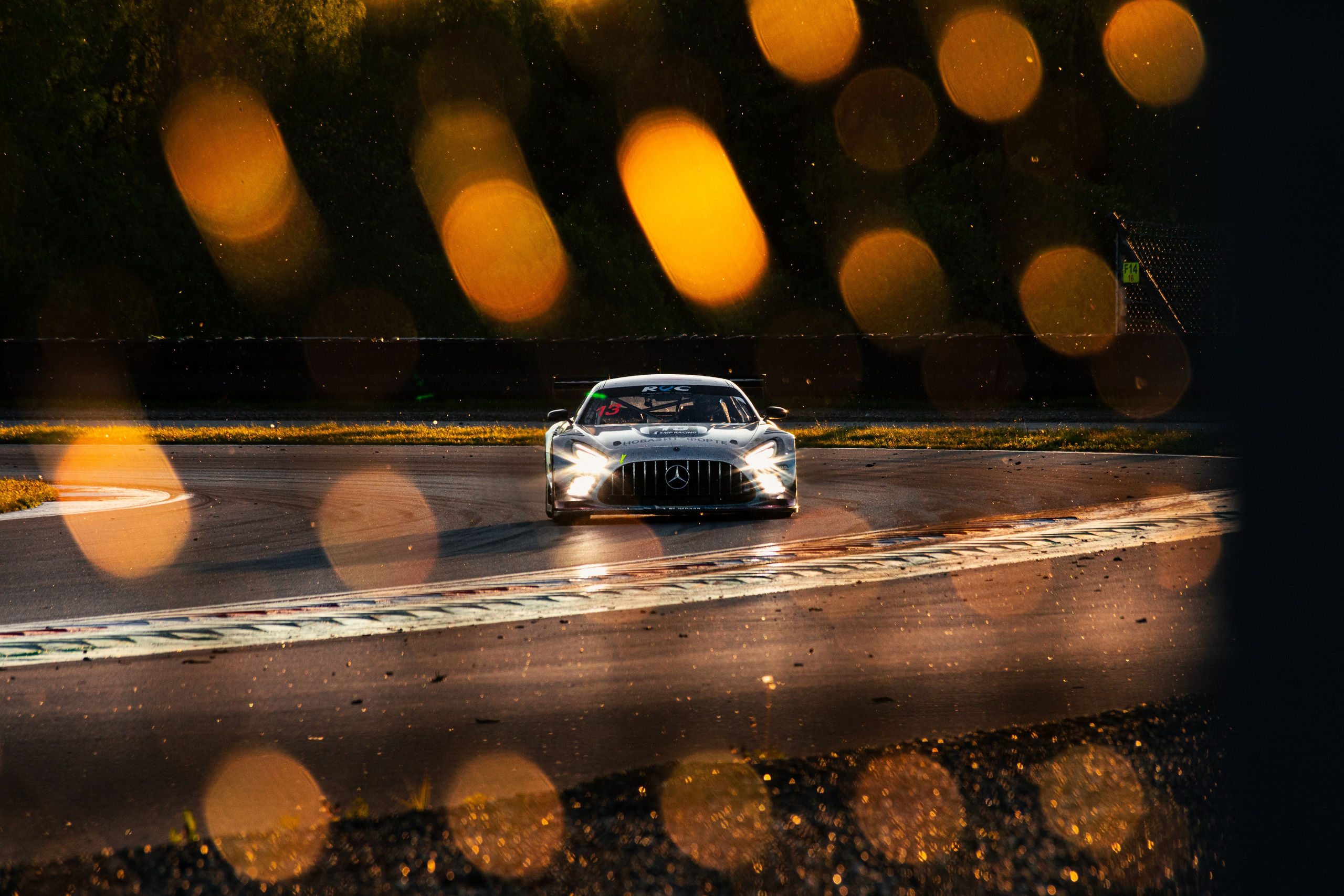 Кольцевые гонки. Спортивный фотограф — Никита