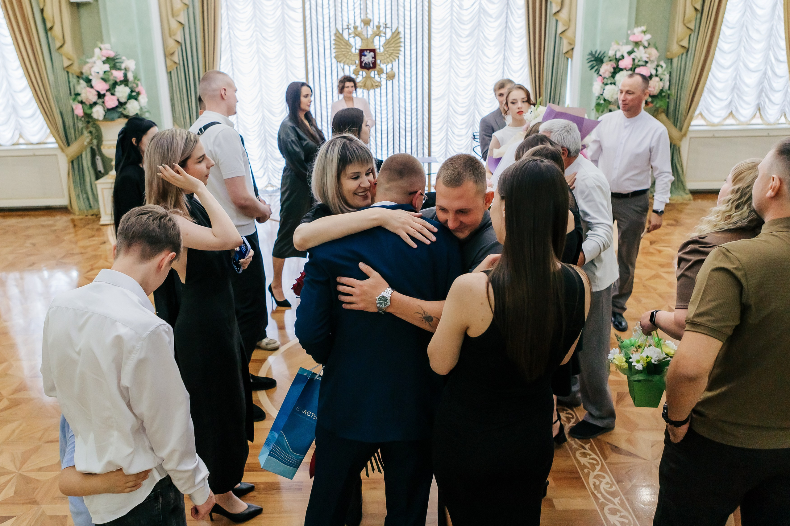 ЗАГС на Малыгина. Фотограф Илья Силин