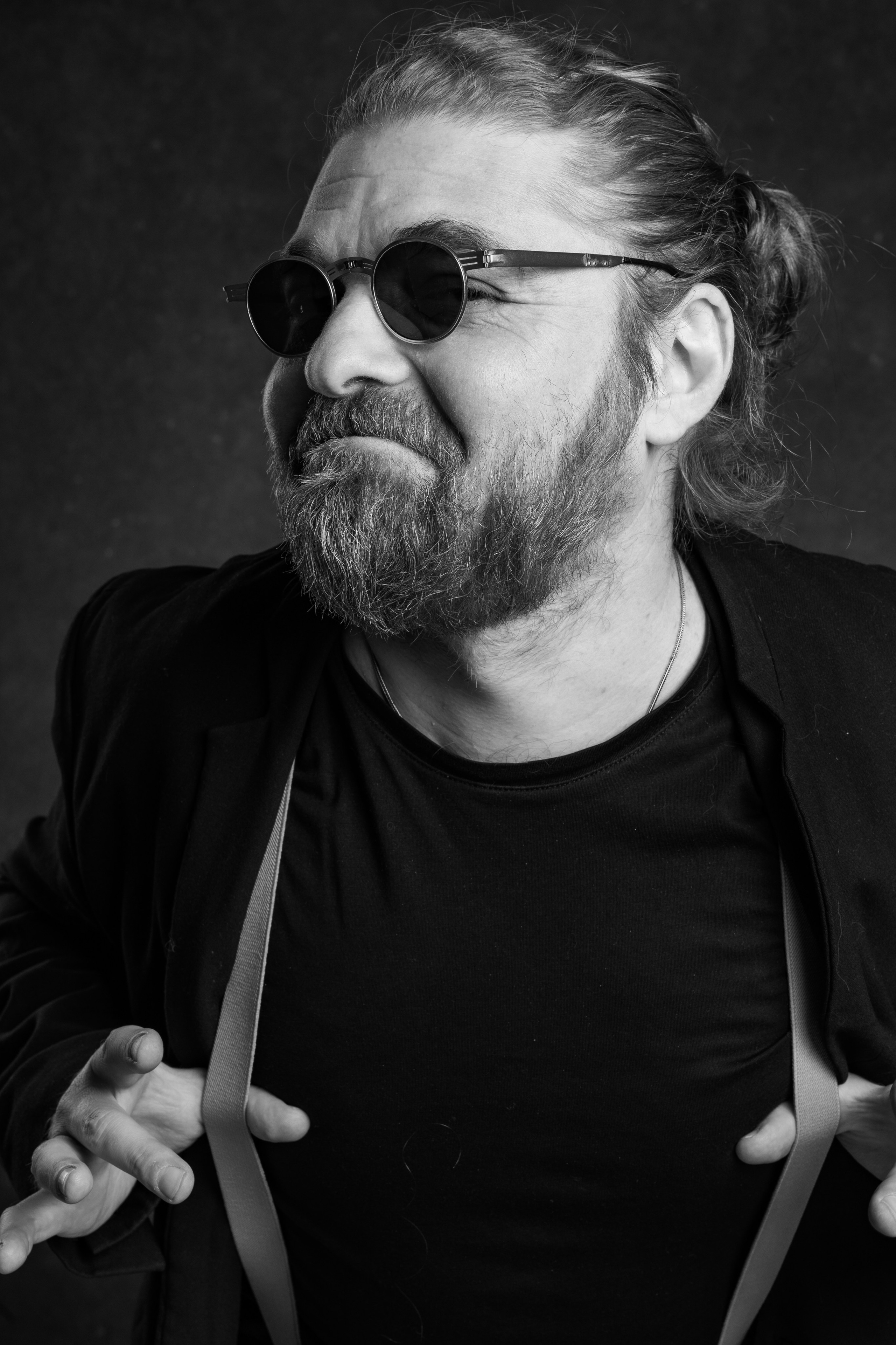 ЯНИС. Я фотограф из Москвы к Вашим услугам