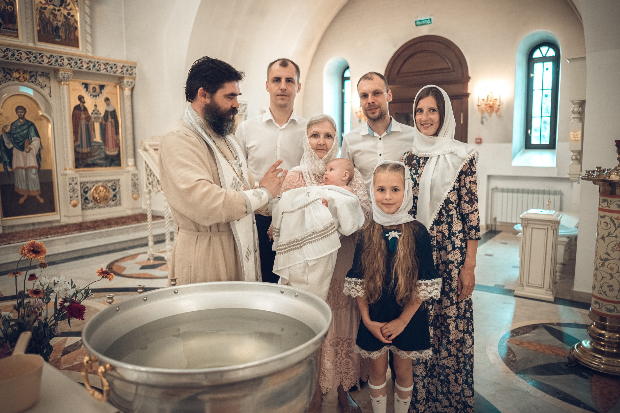 Таинство крещения Агаты. Фотограф на крещение и венчание в Самаре и Тольятти Елена Арди