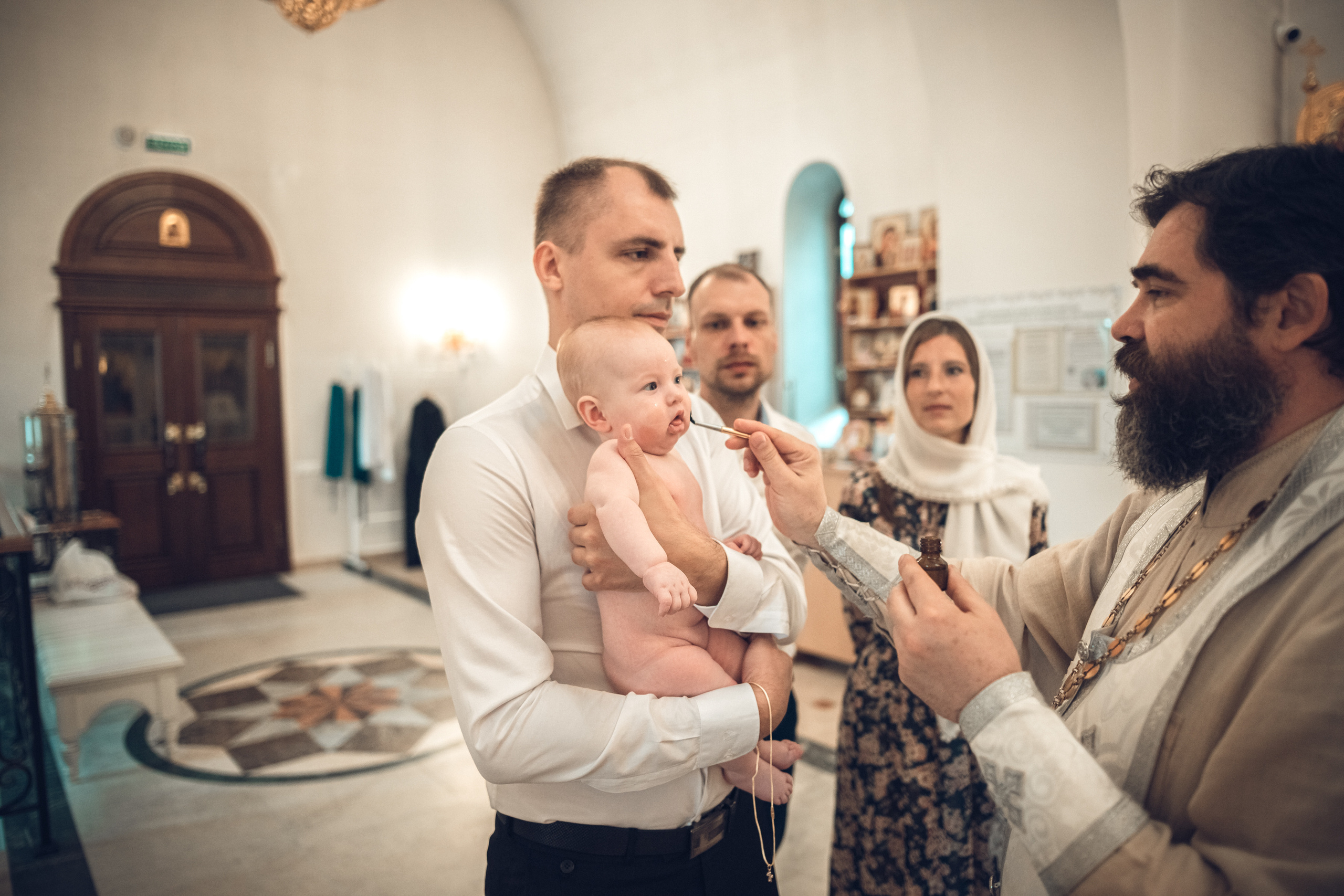 Таинство крещения Агаты. Фотограф на крещение и венчание в Самаре и Тольятти Елена Арди