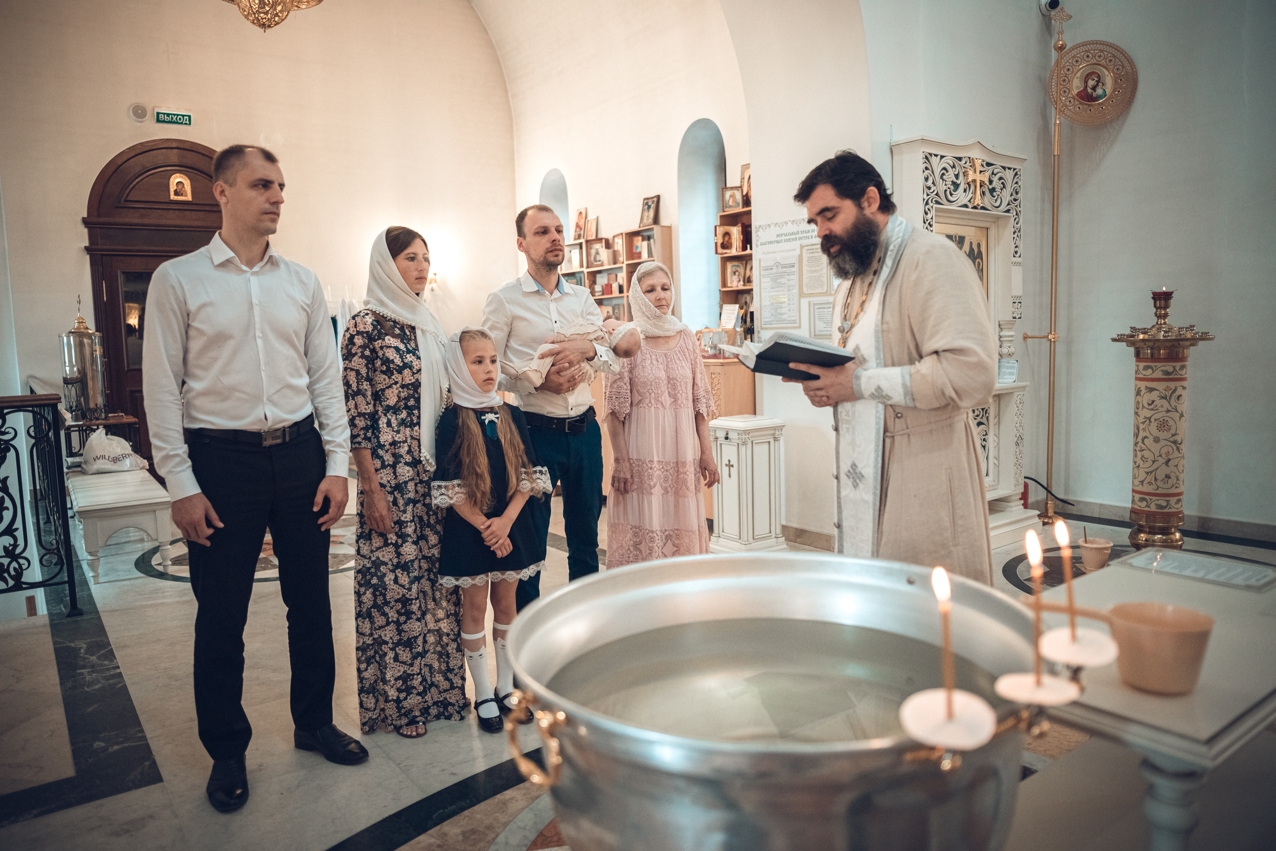 Таинство крещения Агаты. Фотограф на крещение и венчание в Самаре и Тольятти Елена Арди