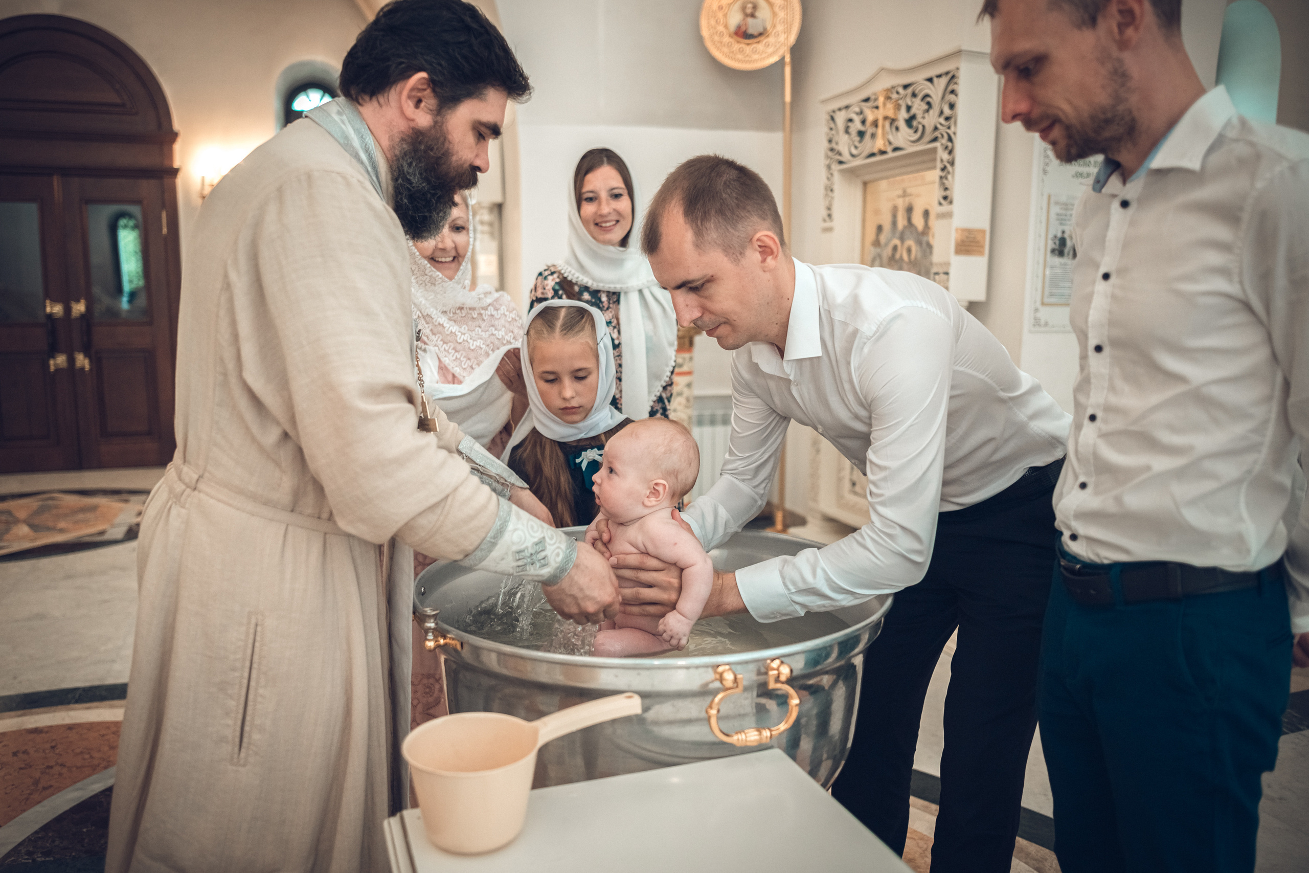 Таинство крещения Агаты. Фотограф на крещение и венчание в Самаре и Тольятти Елена Арди