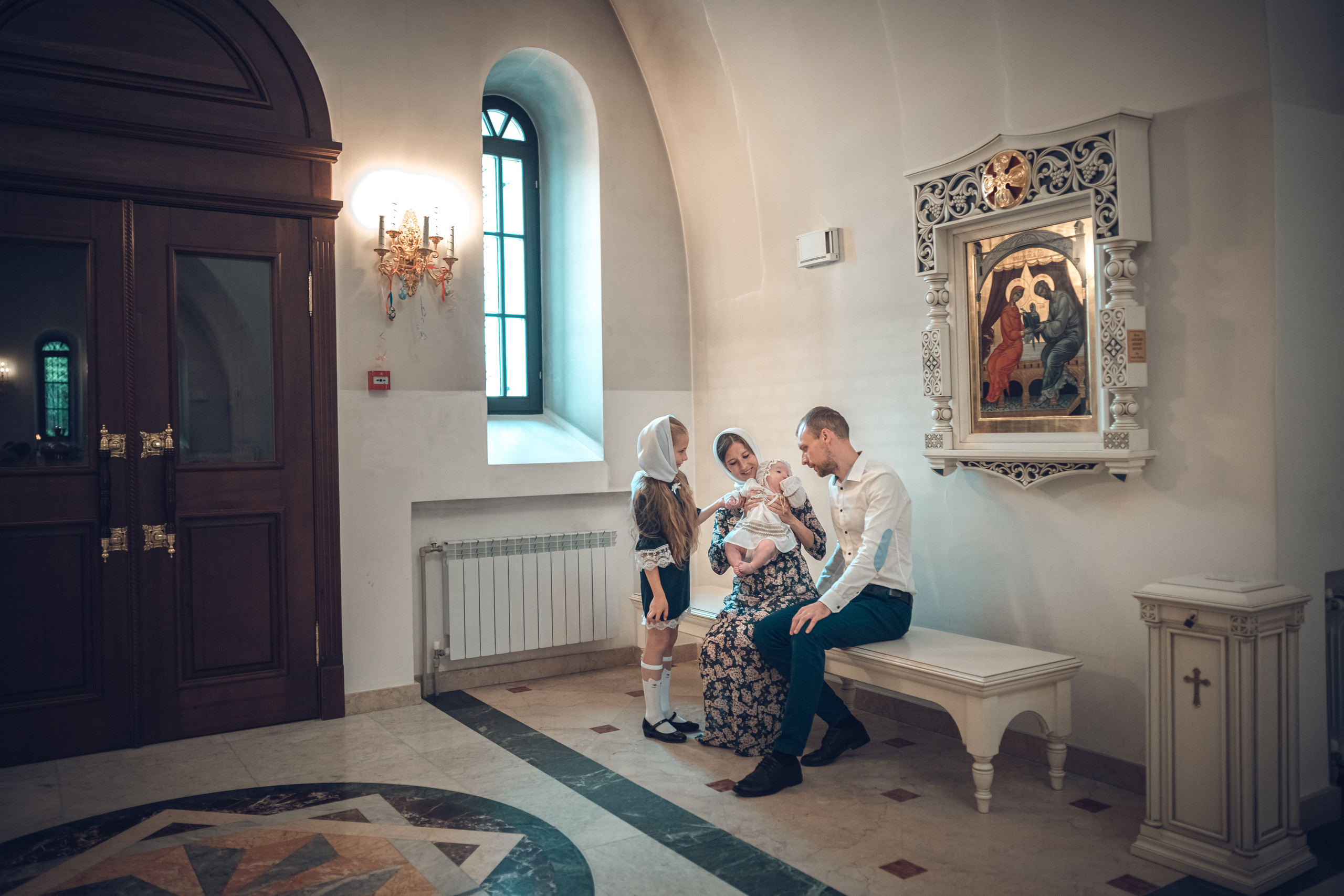 Таинство крещения Агаты. Фотограф на крещение и венчание в Самаре и Тольятти Елена Арди