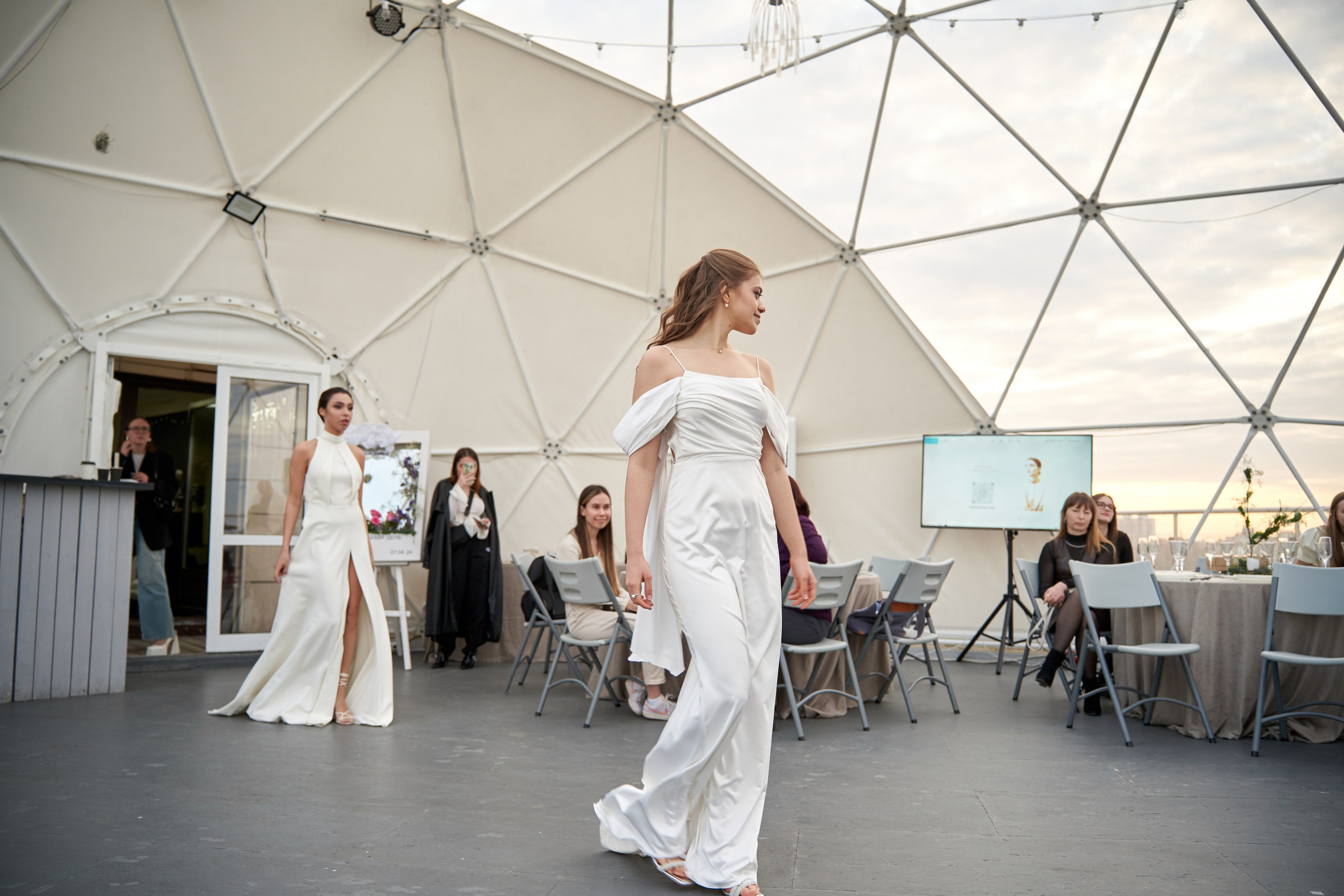 VezdeDekor. Свадебный фотограф Евгений Олейников в Воронеже