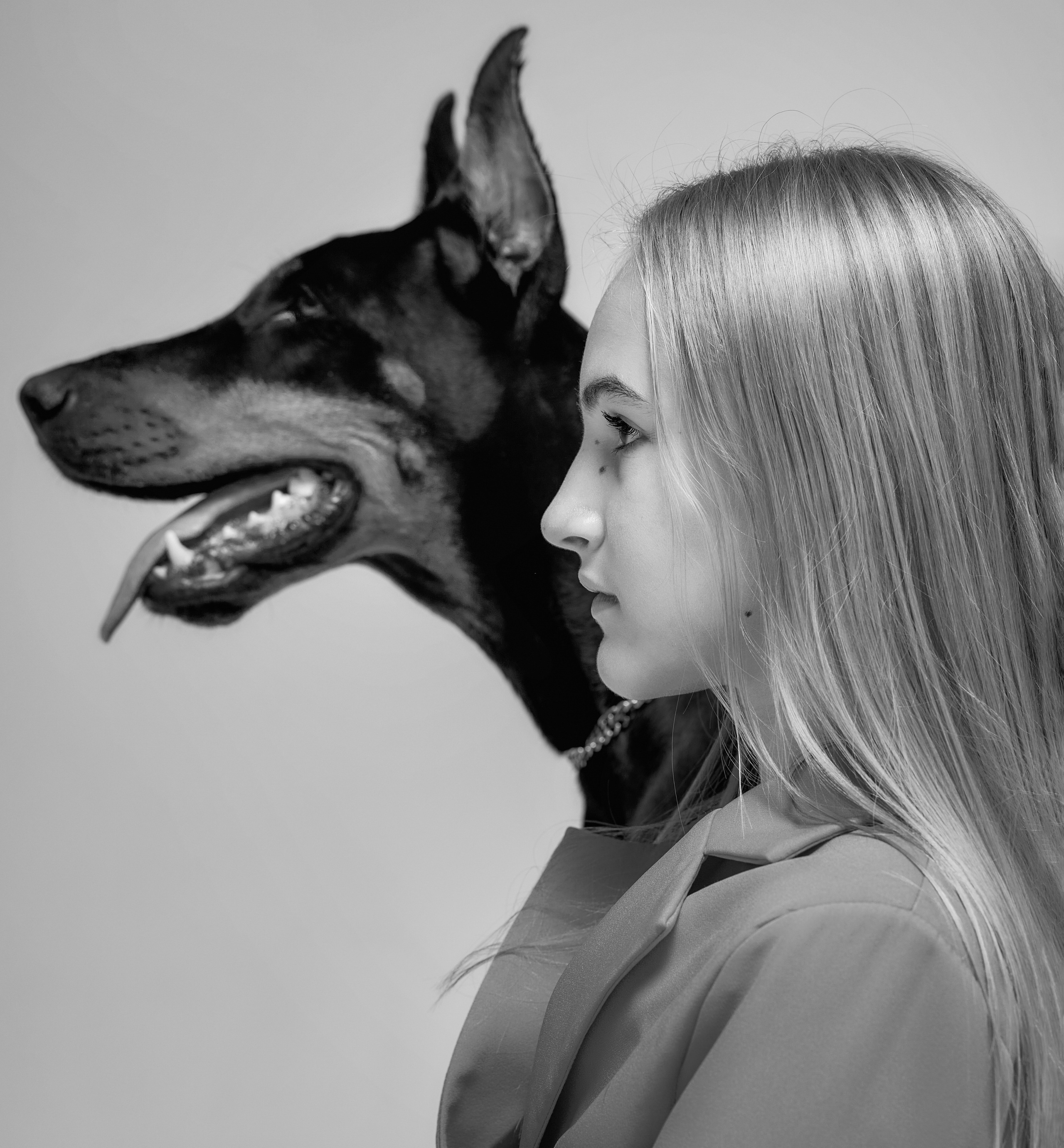 Николь с доберманом. Фотограф в городе Ростов-на-Дону Лариса Черных