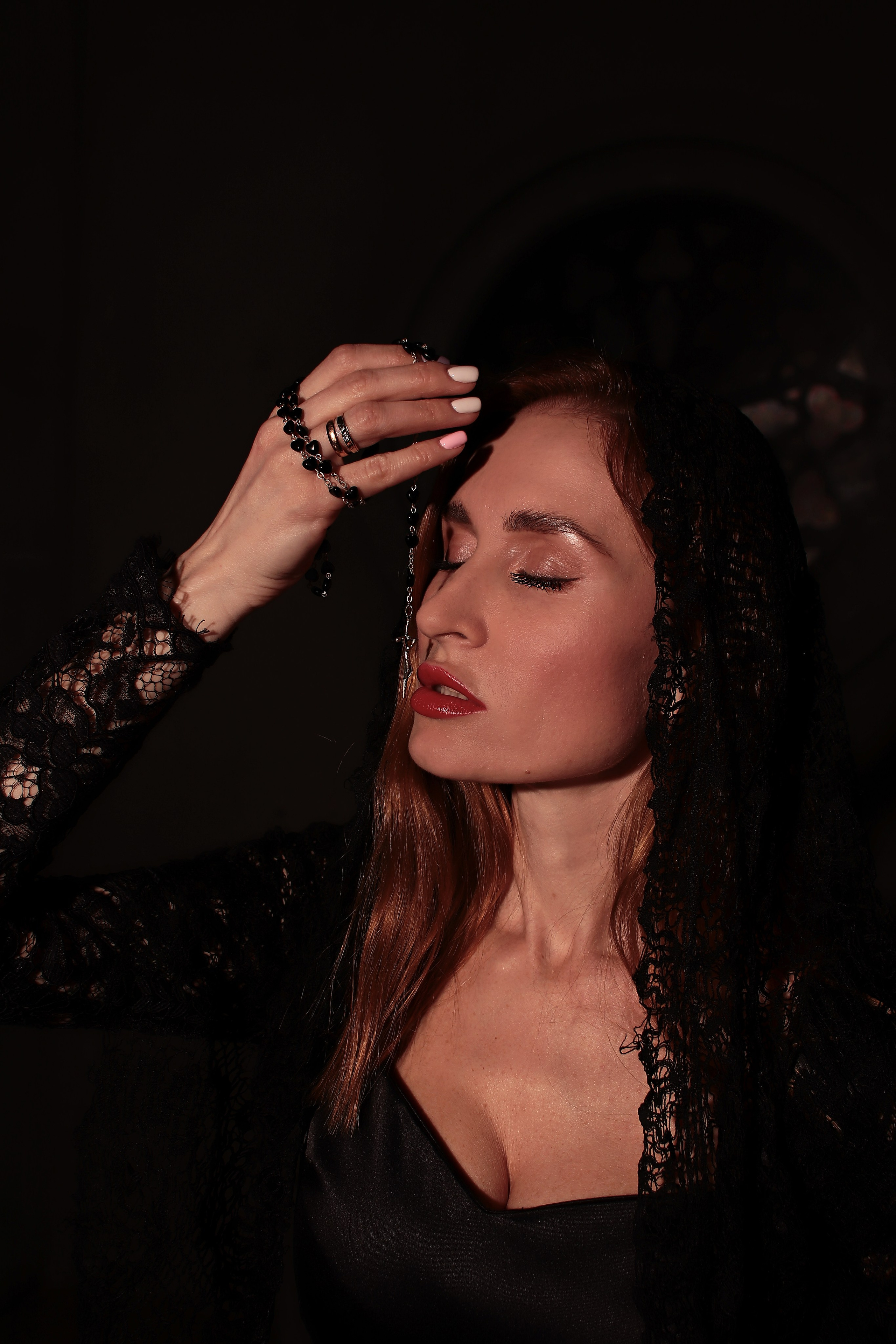 Студии & отели. Модель Москва каталожная и творческая съемка Anna Antlers