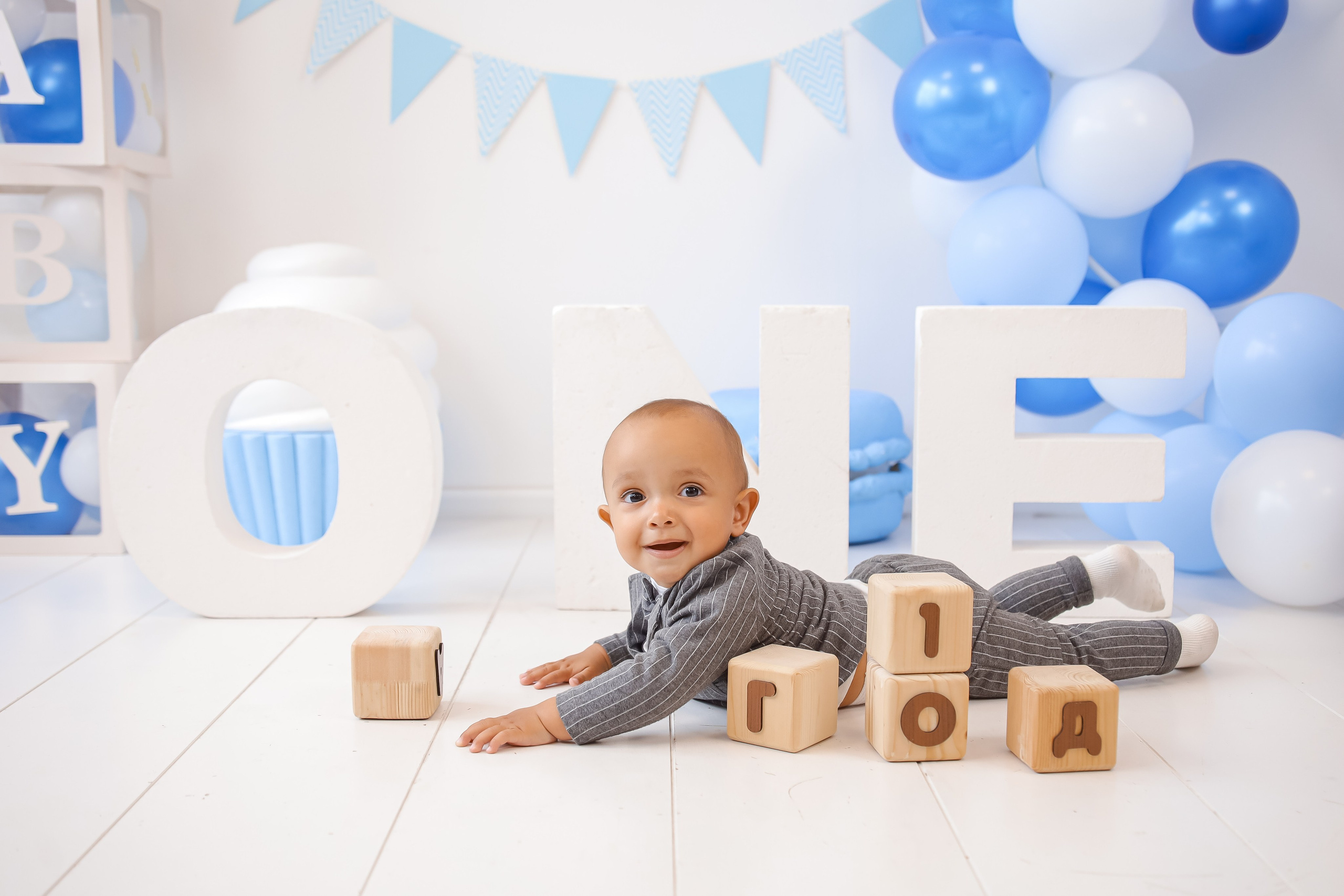 1й Годик Льва. Детский и Семейный фотограф в Санкт-Петербурге. Детская Фотостудия «FAMILY STORY»