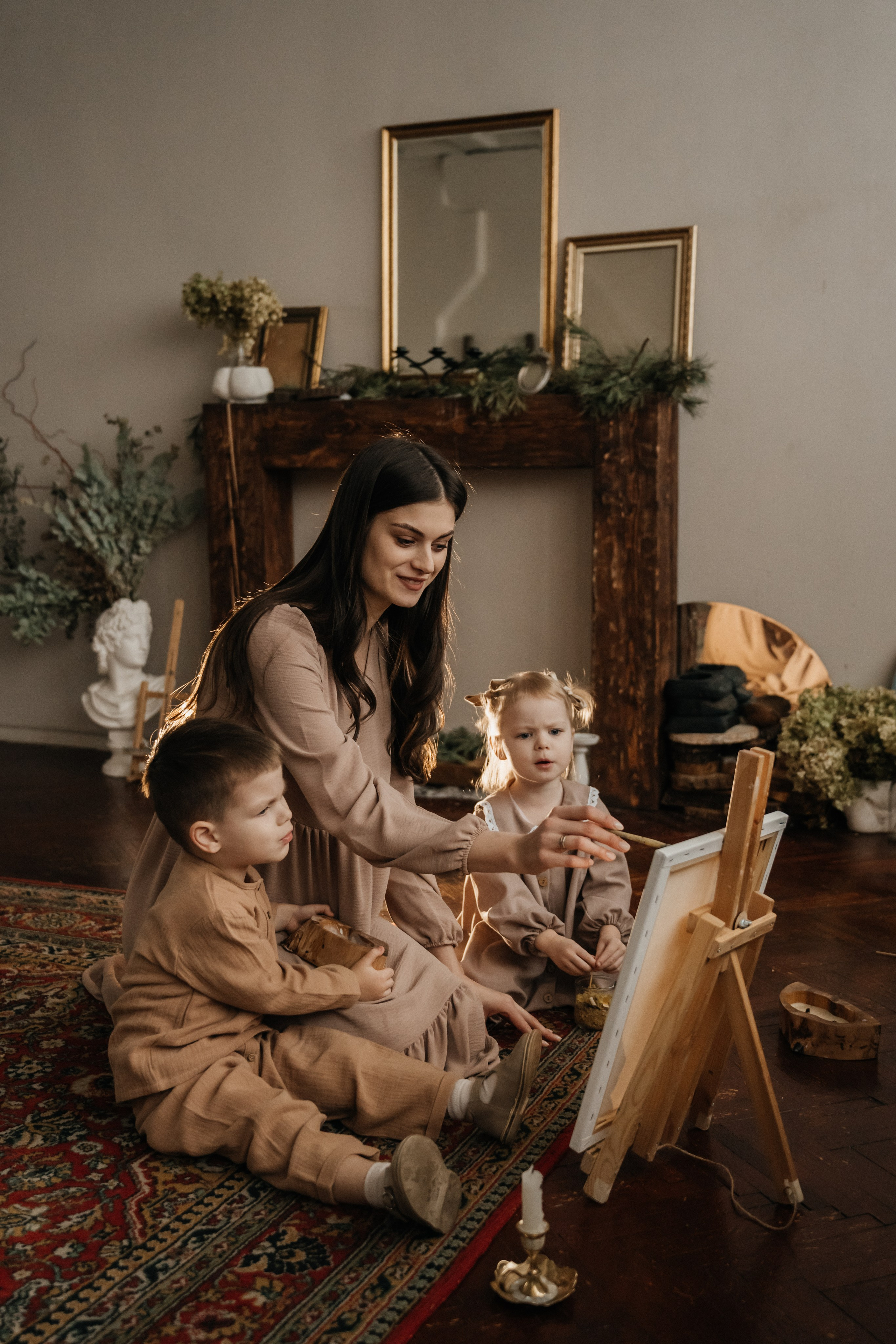 В мастерской. Ваш фотограф Вика Артемова