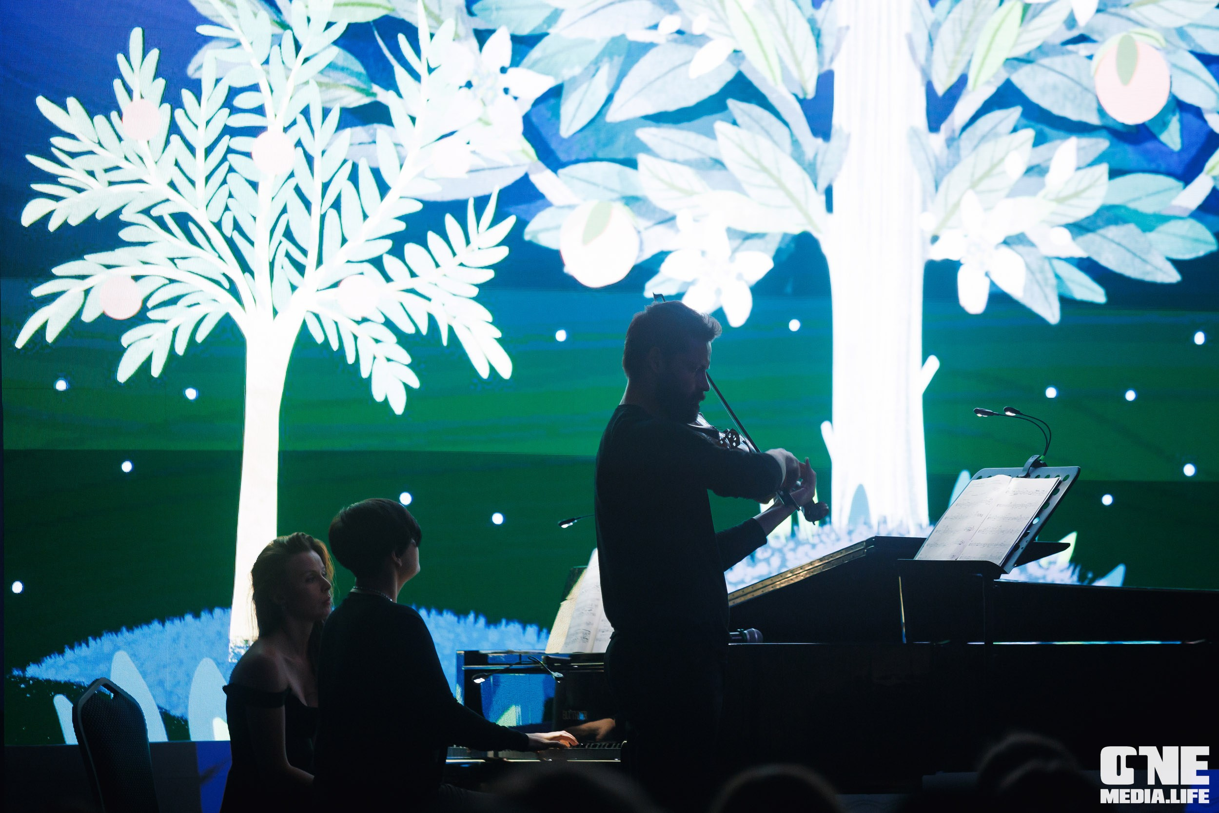 Фоторепортаж из Янтарь Холла. One Media Life: фоторепортажи, фотоотчеты с мероприятий и заведений