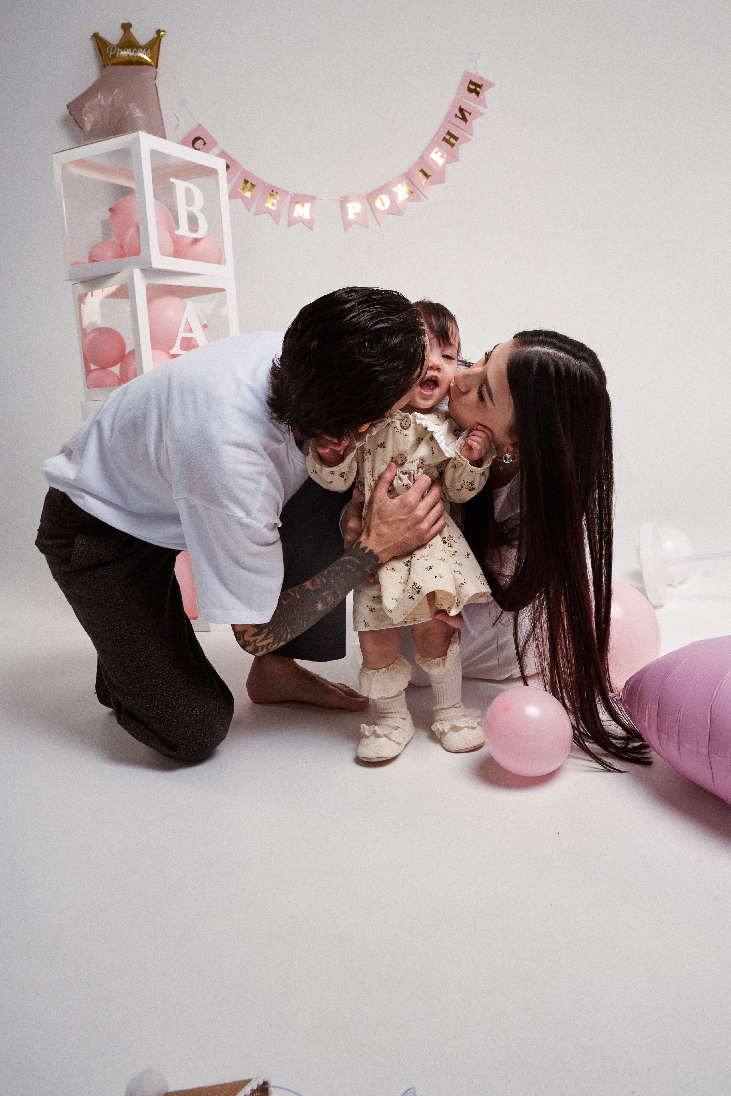 Азалии один годик!. Репортажный фотограф, портретный фотограф  г. Москва