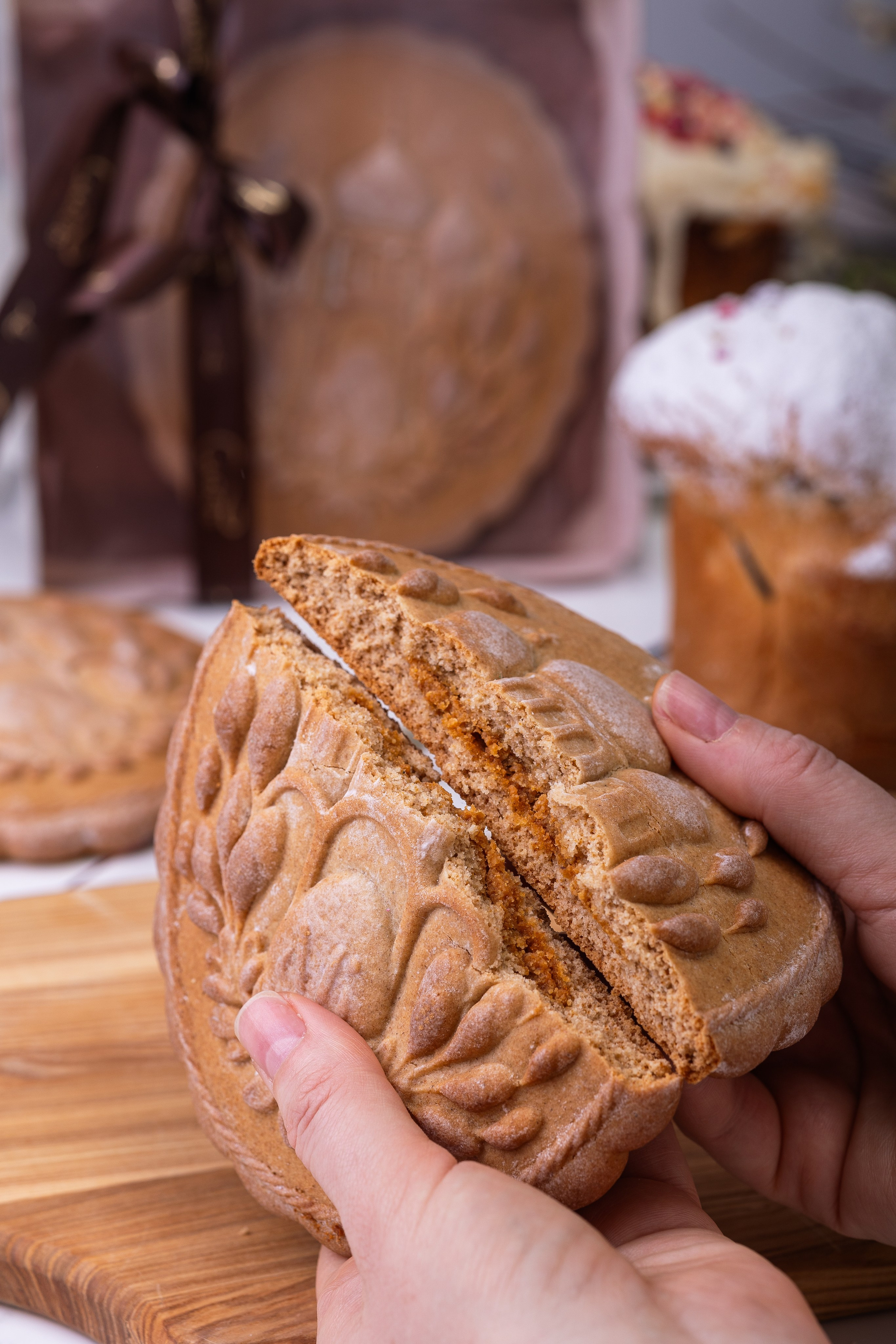 Разлом пасахльного пряника