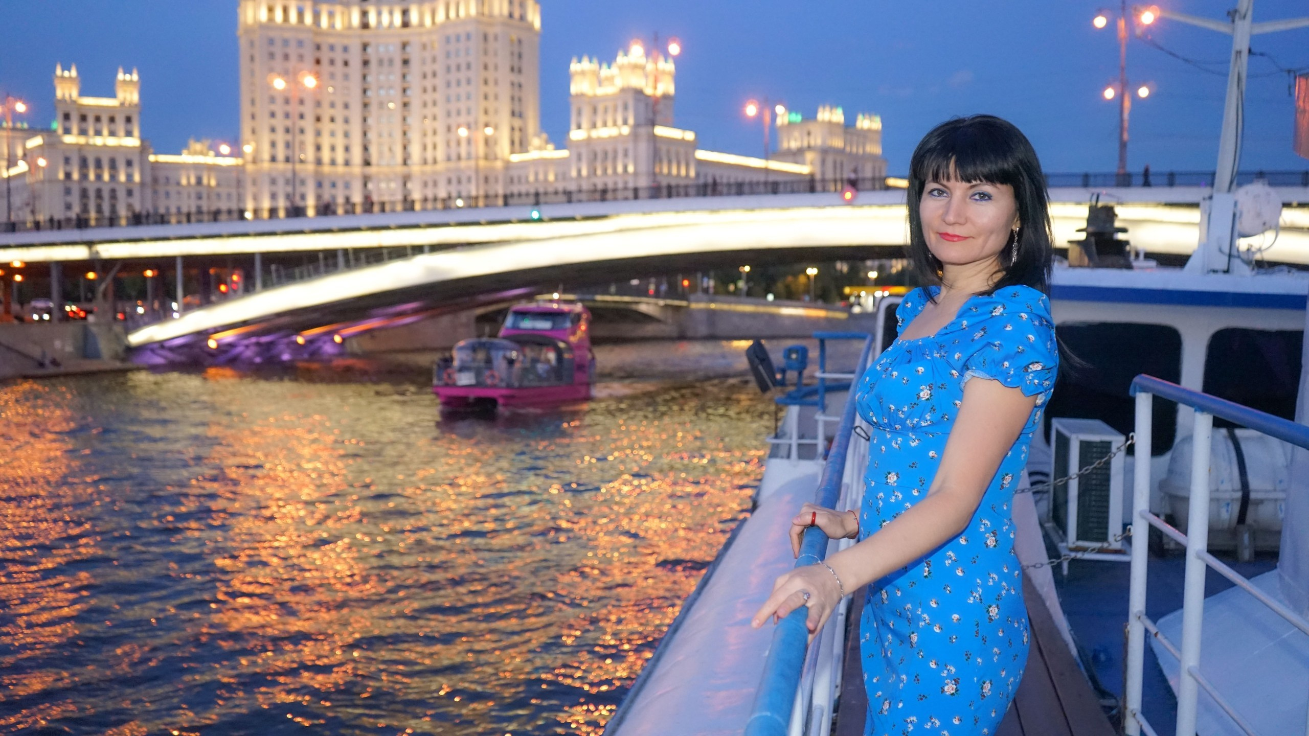 Танцы на воде | 24.07.21. Галерея Фантим