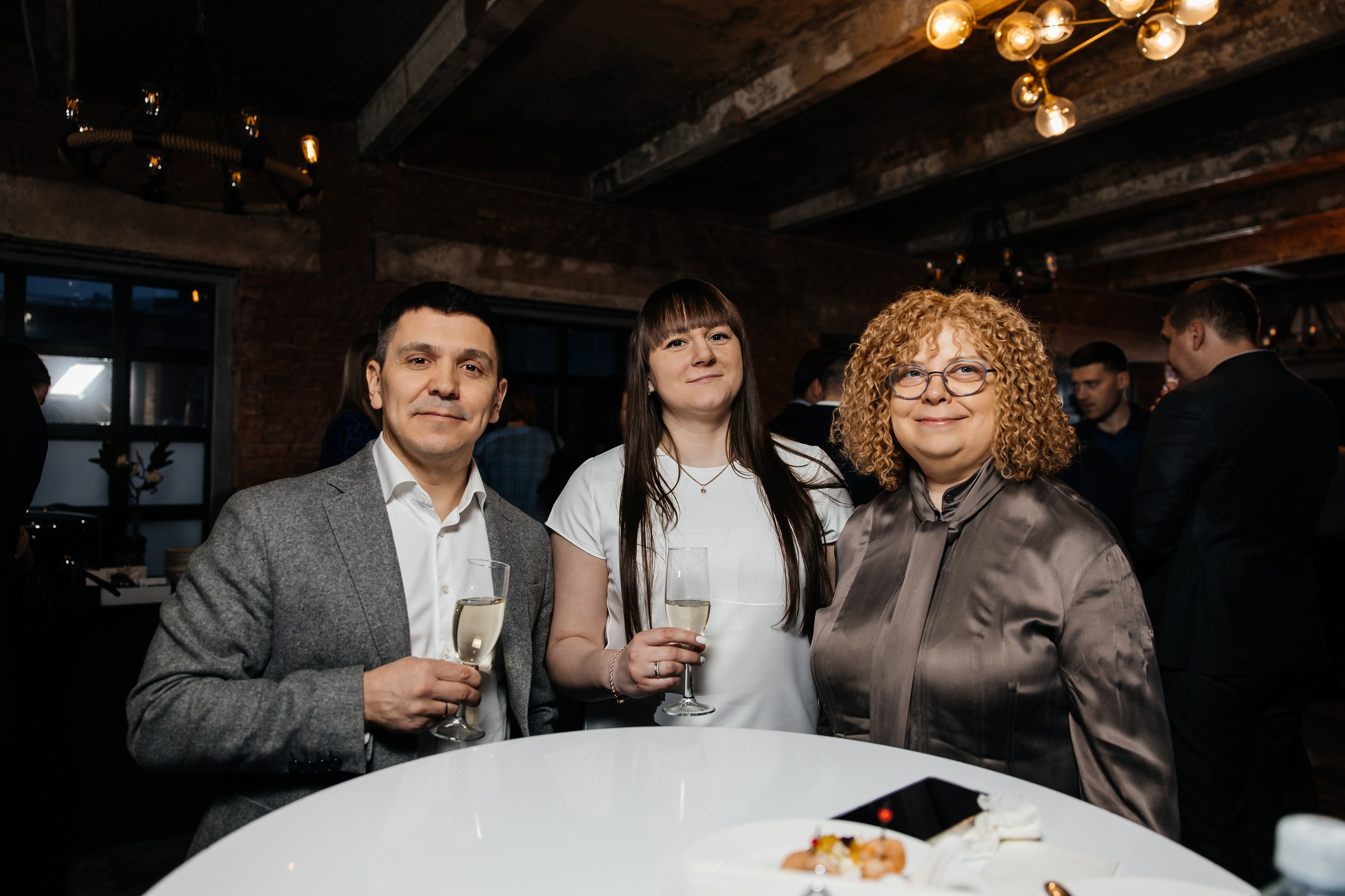 Фотограф на корпоратив. Фотограф, видеограф на свадьбу в Москве Никита Назаров