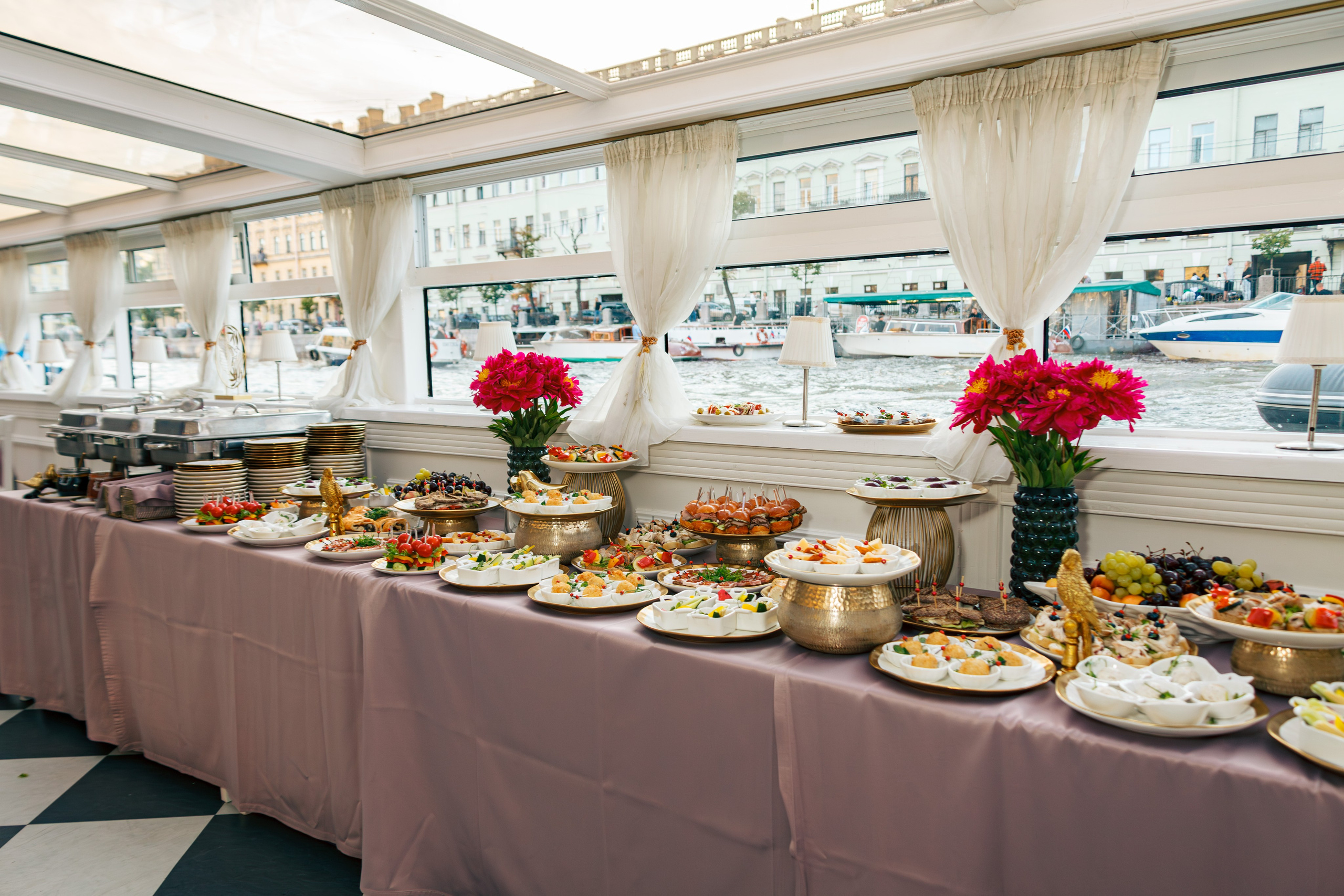 Грация. Фуршет. Фотограф в Санкт — Петербурге Валерий Гаухман