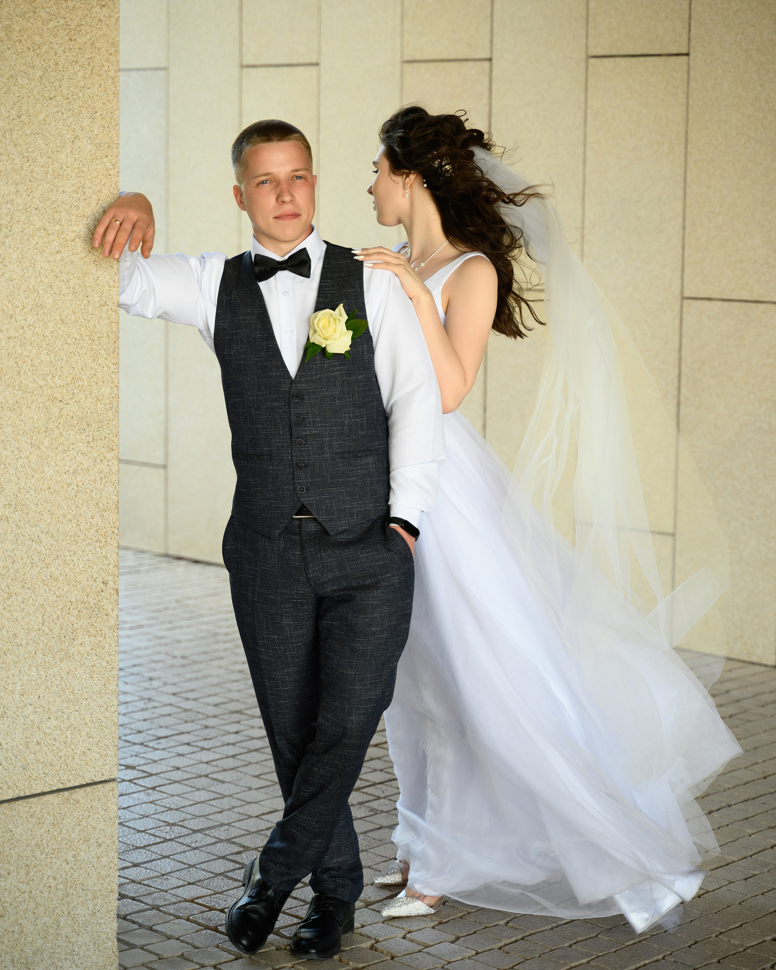 Стильный портрет для жениха и невесты.