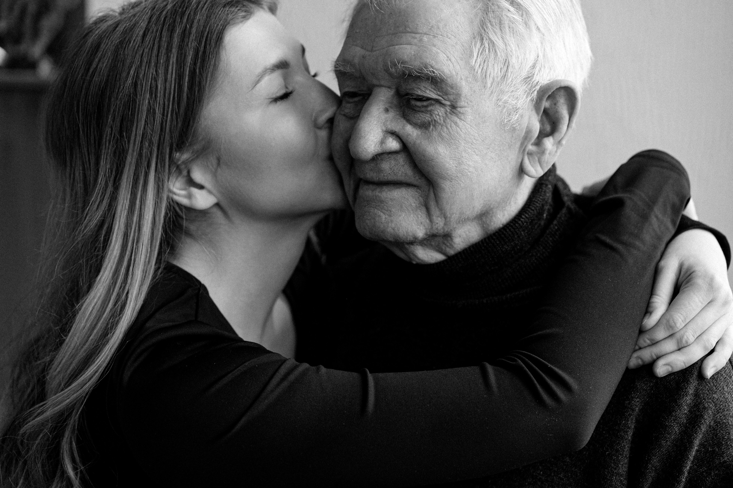 Анастасия и дедушка. Свадебный и семейный фотограф в Калининграде Анастасия Гриценко