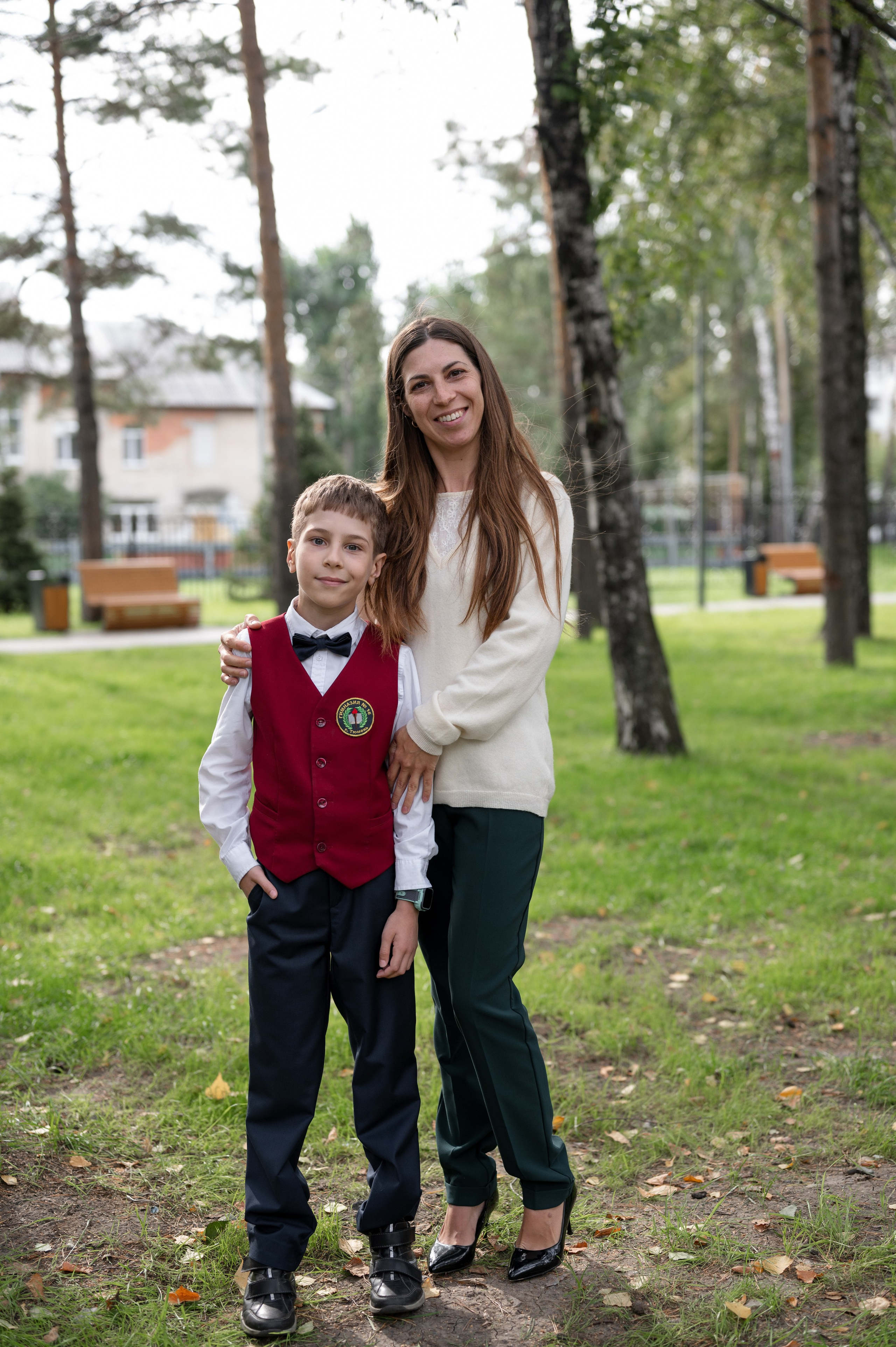 1 сентября 16 гимназия 2 класс (линейка + в классе+ на улице). Фотограф новорожденных, семейный детский в Тюмени Татьяна Морозова