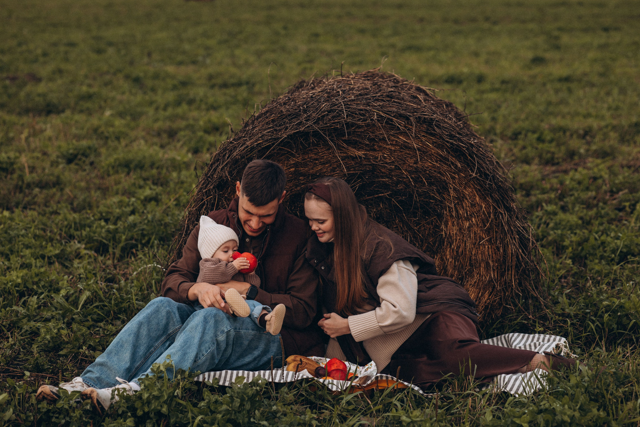Максим Аня и Каролина. Семейный фотограф Нижневартовск Тюмень Ефимова Ирина