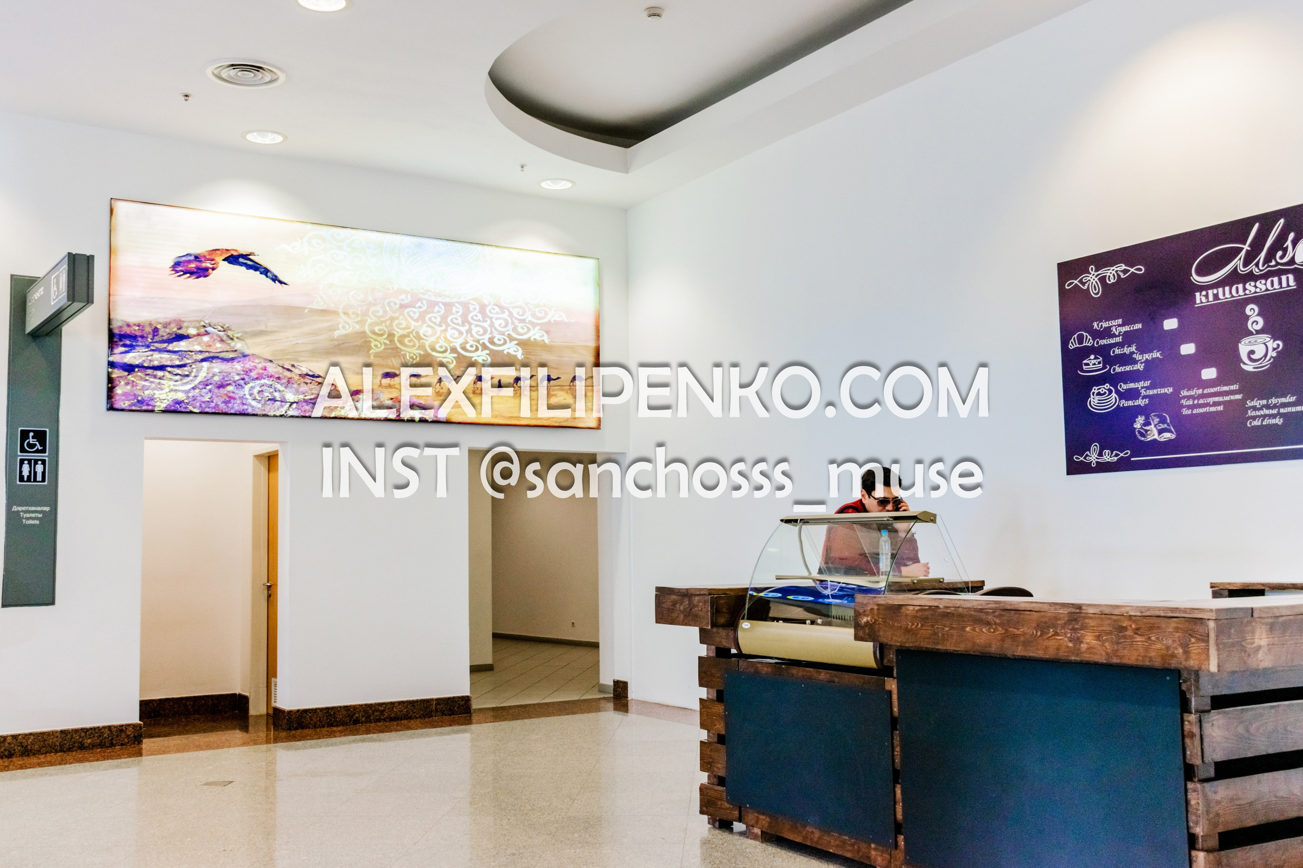 Фотосъемка для рекламного оператора MYD Production в Аэропорту Астаны. Фотограф интерьера недвижимости и архитектуры в Астане