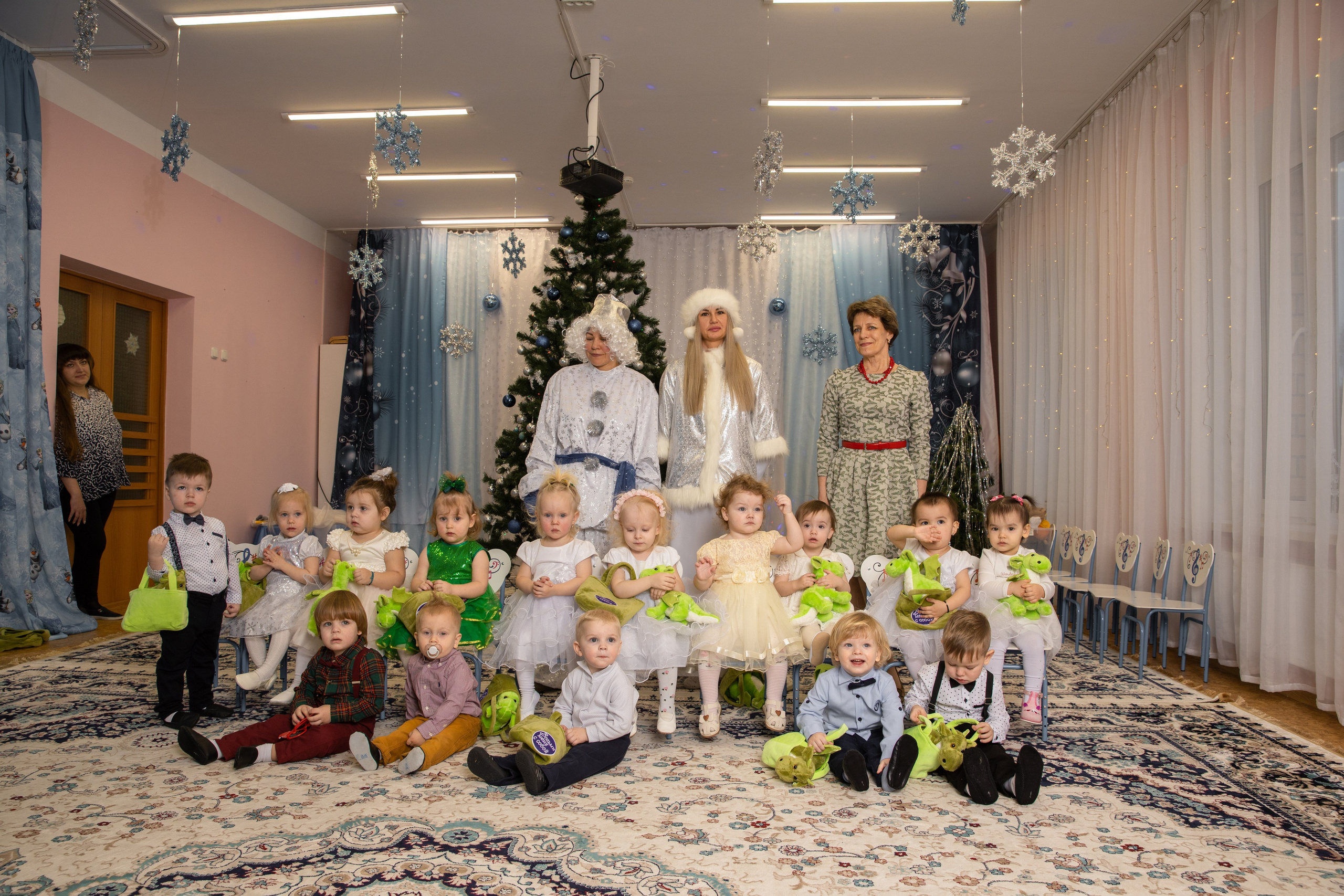 Новогодний утренник Успех. Фотограф в Железнодорожном и Балашихе