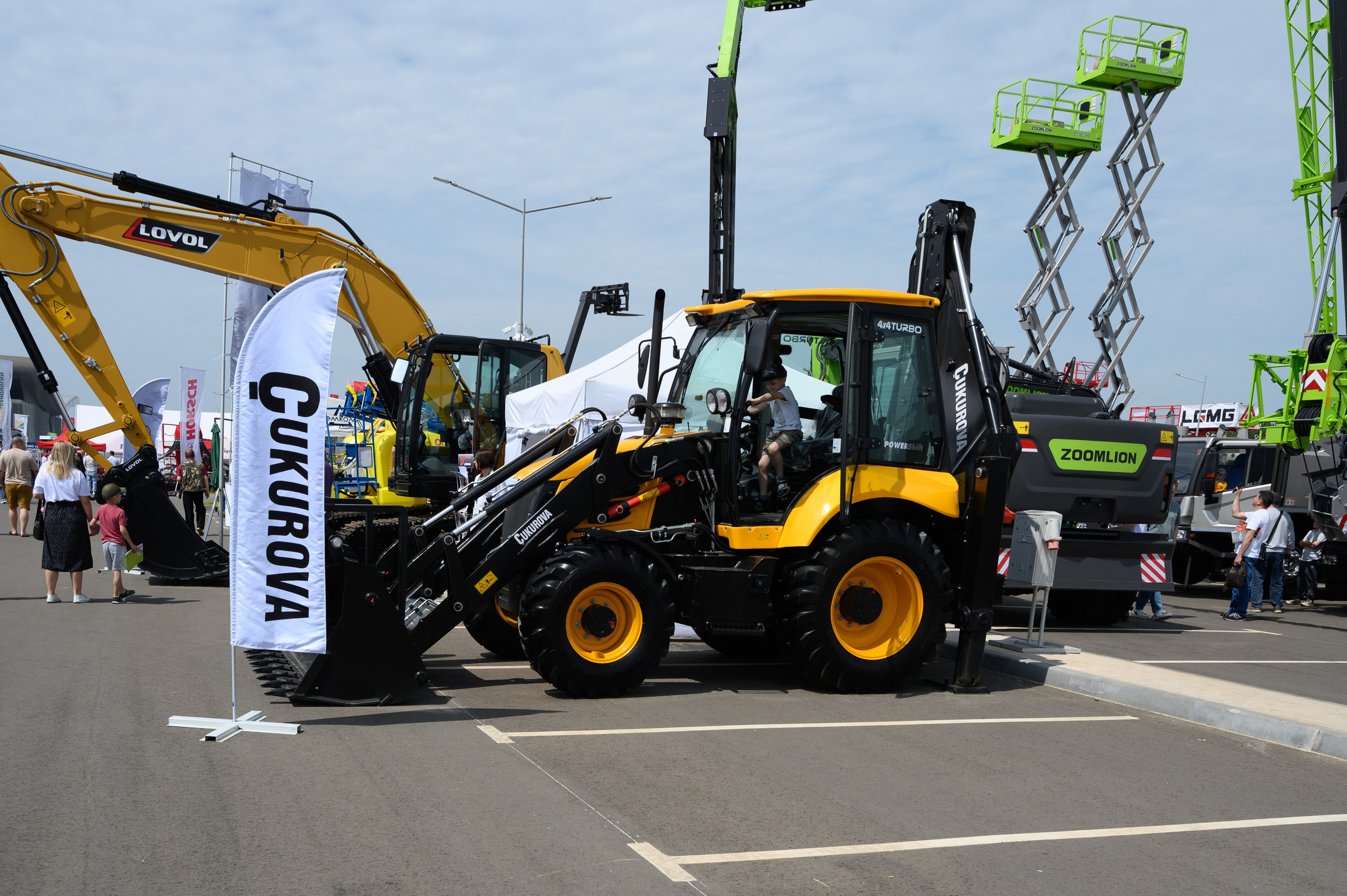 Агровыставка. Фотоуслуги, услуги фотографа, фотографирование важных событий