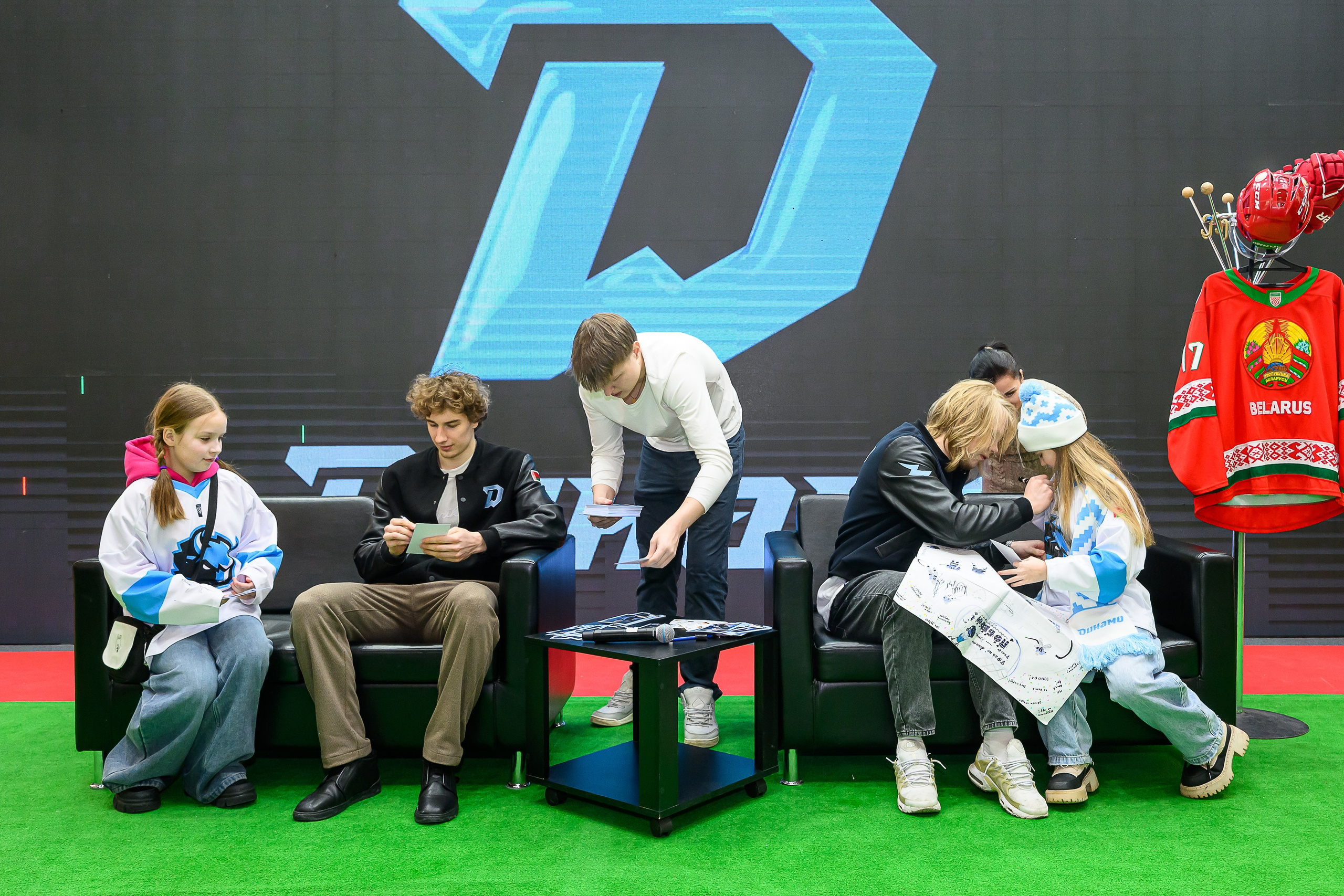 @hcdinamo.by. Фотоуслуги, услуги фотографа, фотографирование важных событий