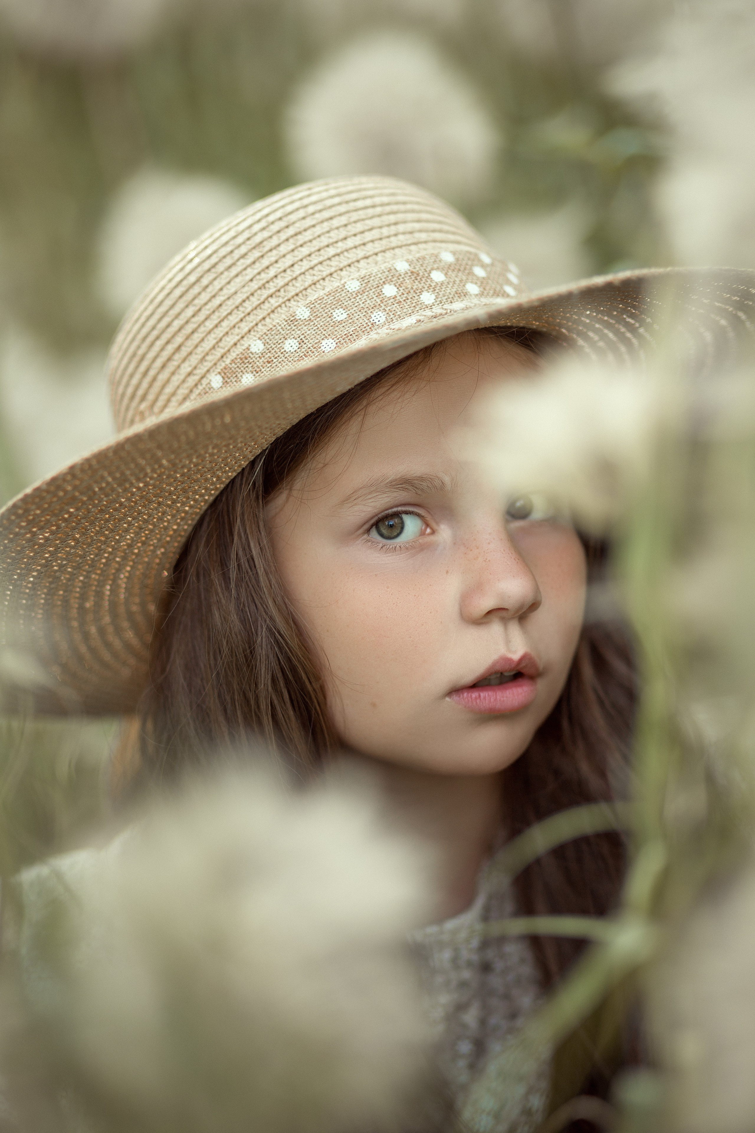 История в больших одуванах. Фотограф в Оренбурге Чопорова Тамара
