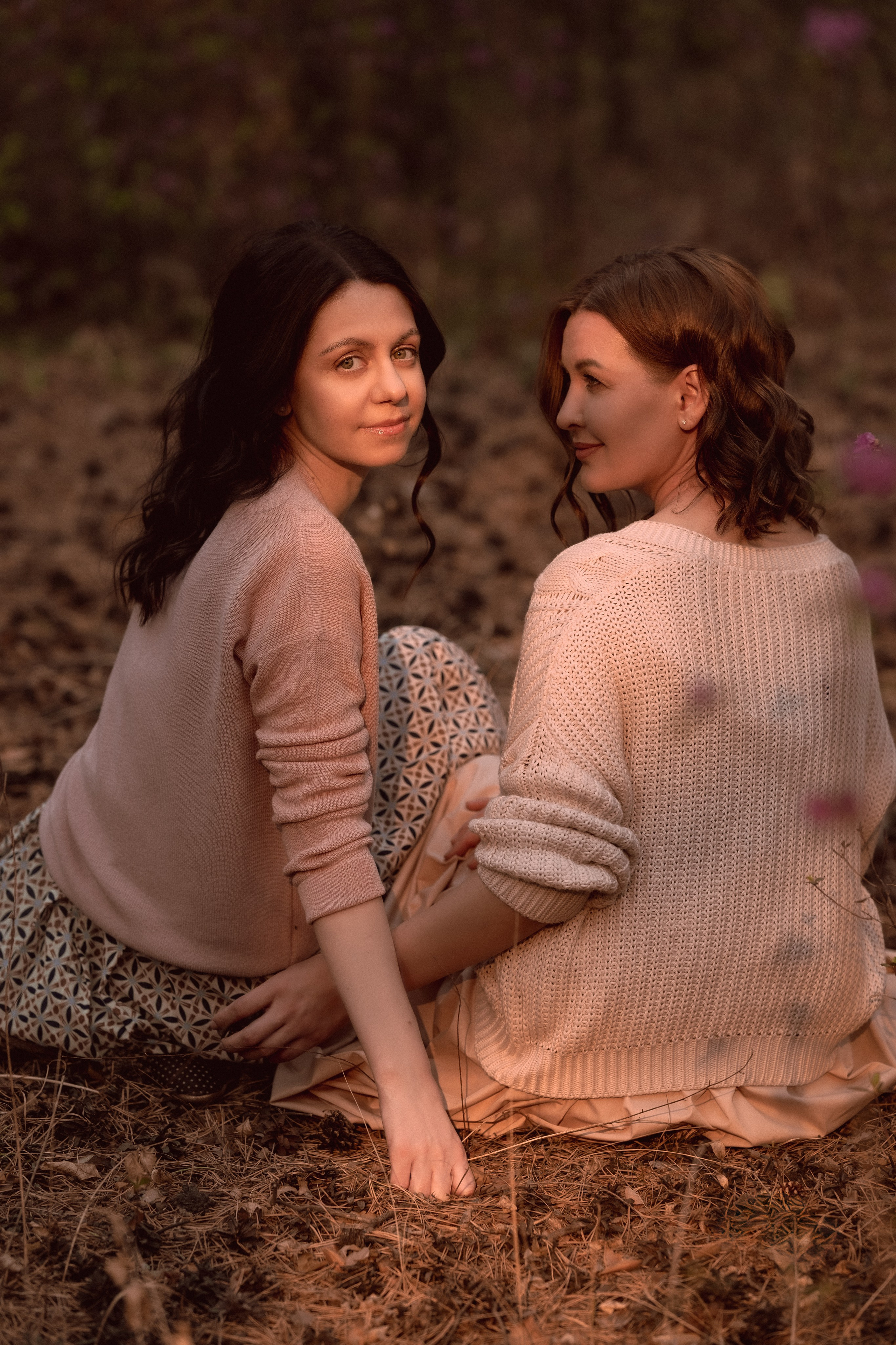 Фотосессия в багульнике. Портретный фотограф в Чите Анна Камратова. Помогу Вам создать историю, в которой Вы — главный герой!