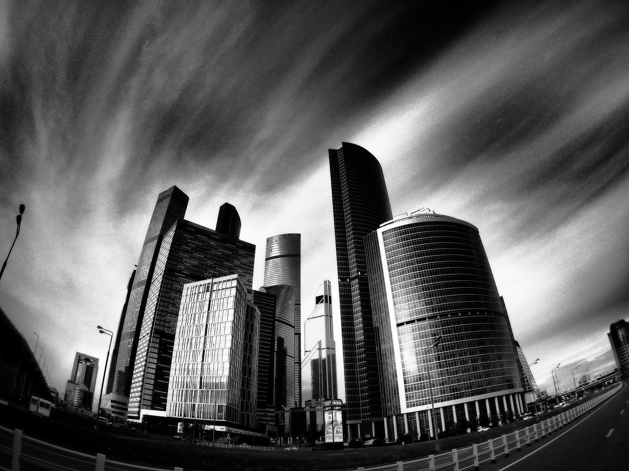 ХУЛИГАНИЗМЫ. Московский фотограф Дмитрий Потапов