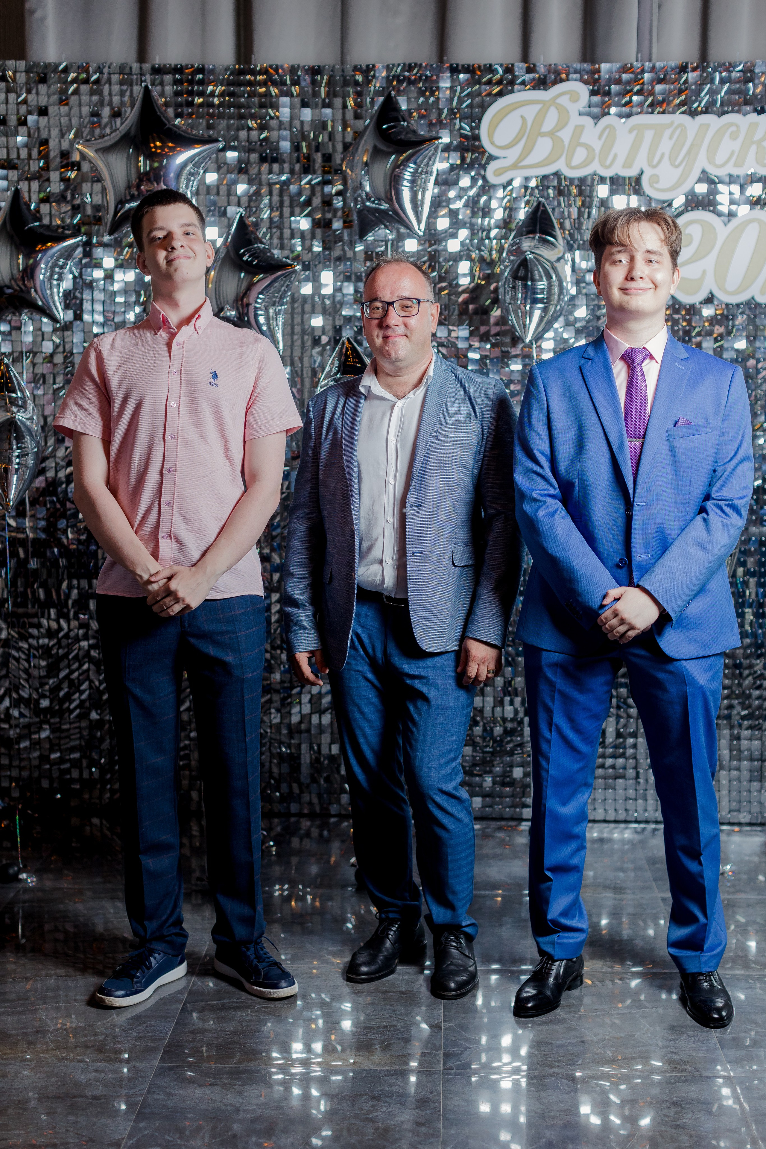 Выпускной школа 2023. Выпускные альбомы в Зеленограде и Москве