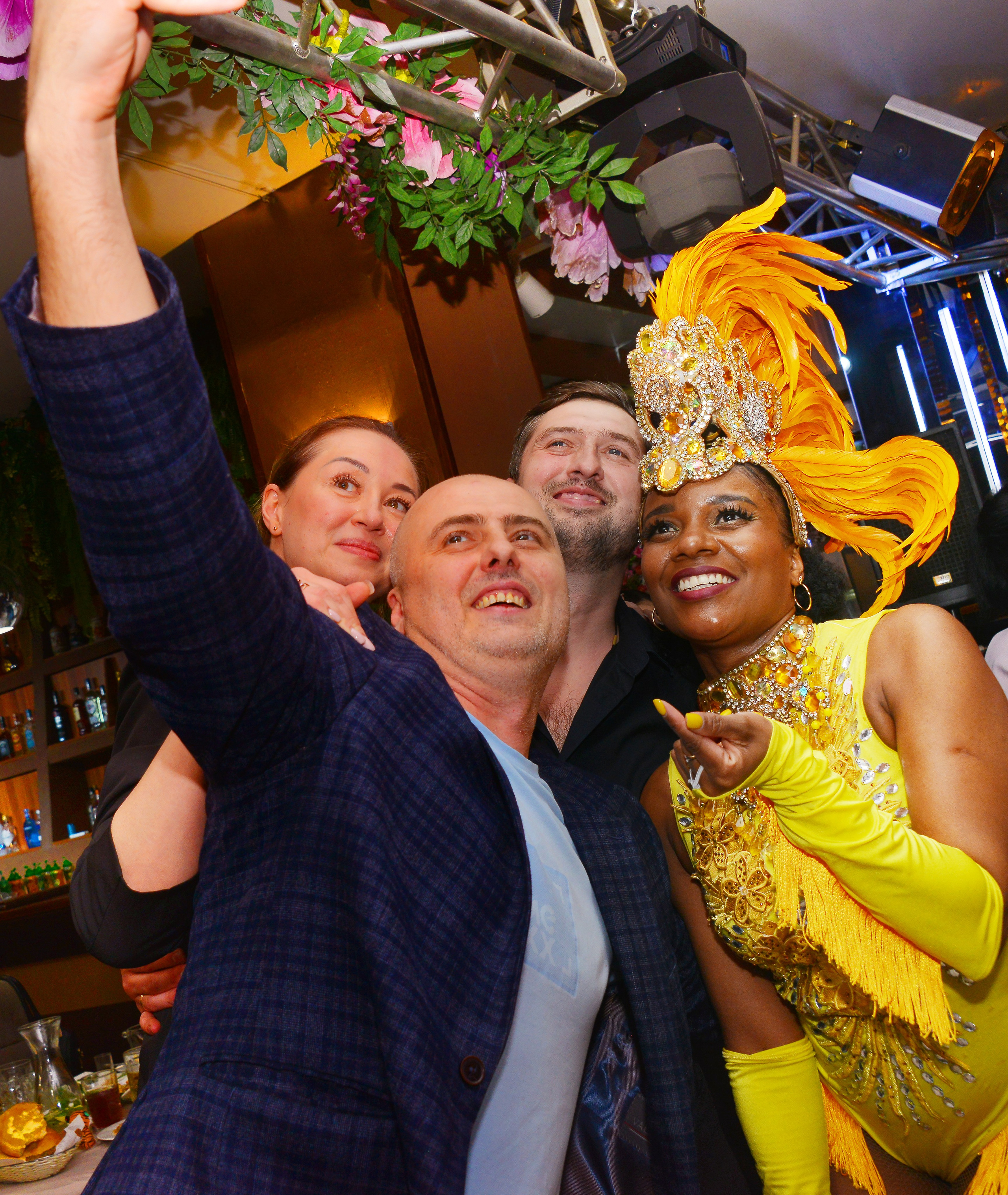 Кубинские танцы. Фотосъёмка. Фотограф Сергей Авдеев-семейный и детский фотограф в Алматы