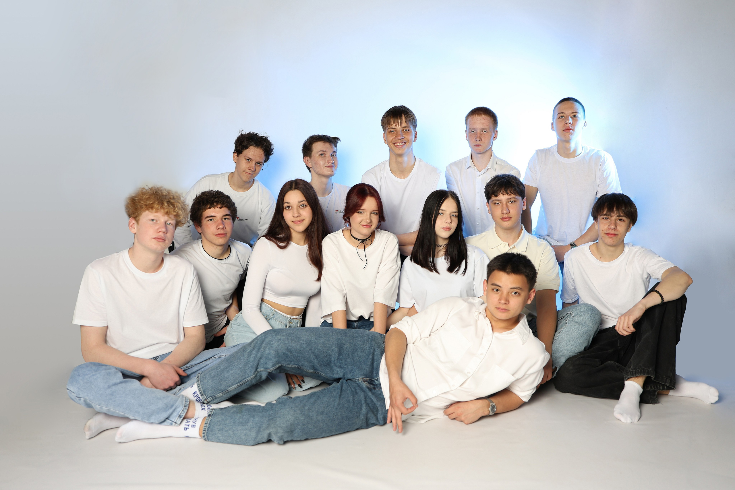 Школьная фотосессия в студии. Фотограф фотосалон SO! photo&video город Находка Приморский край