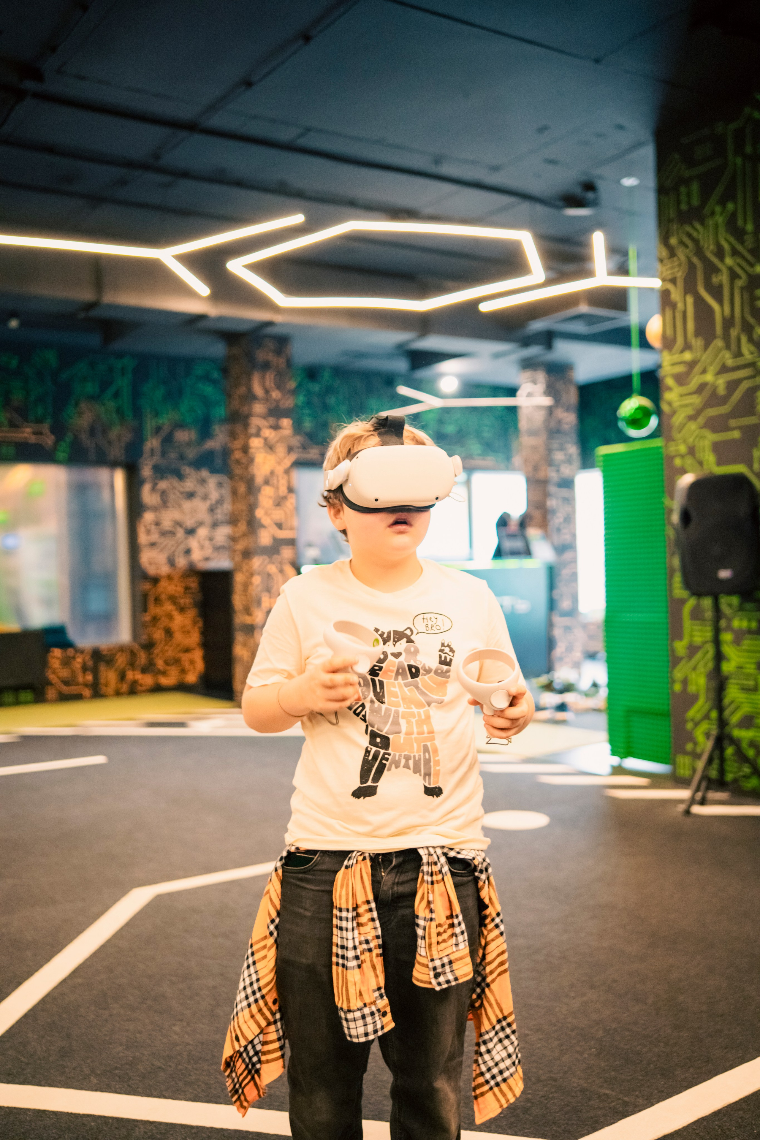 VR April-May. Felixtones