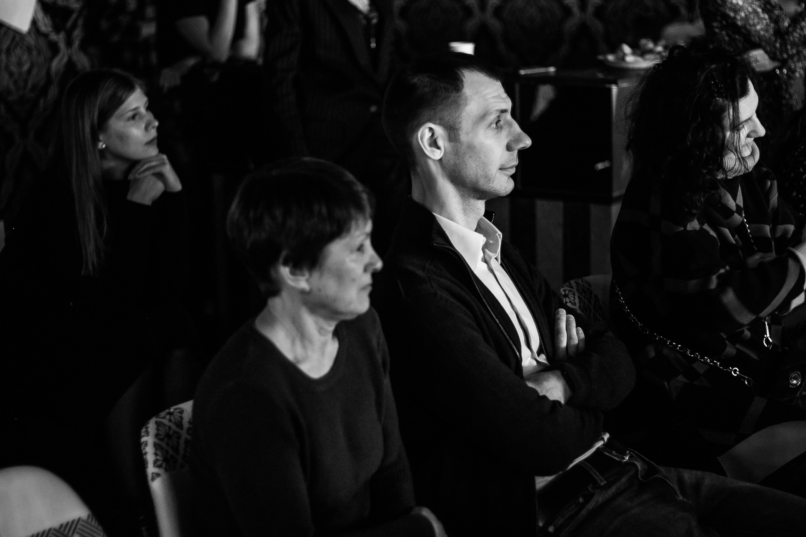 Отчетный концерт студентов вокального тренера Ксении Юрецкой 21.10.2023. Свадебный и семейный фотограф в Нижневартовске Татьяна Мартынова