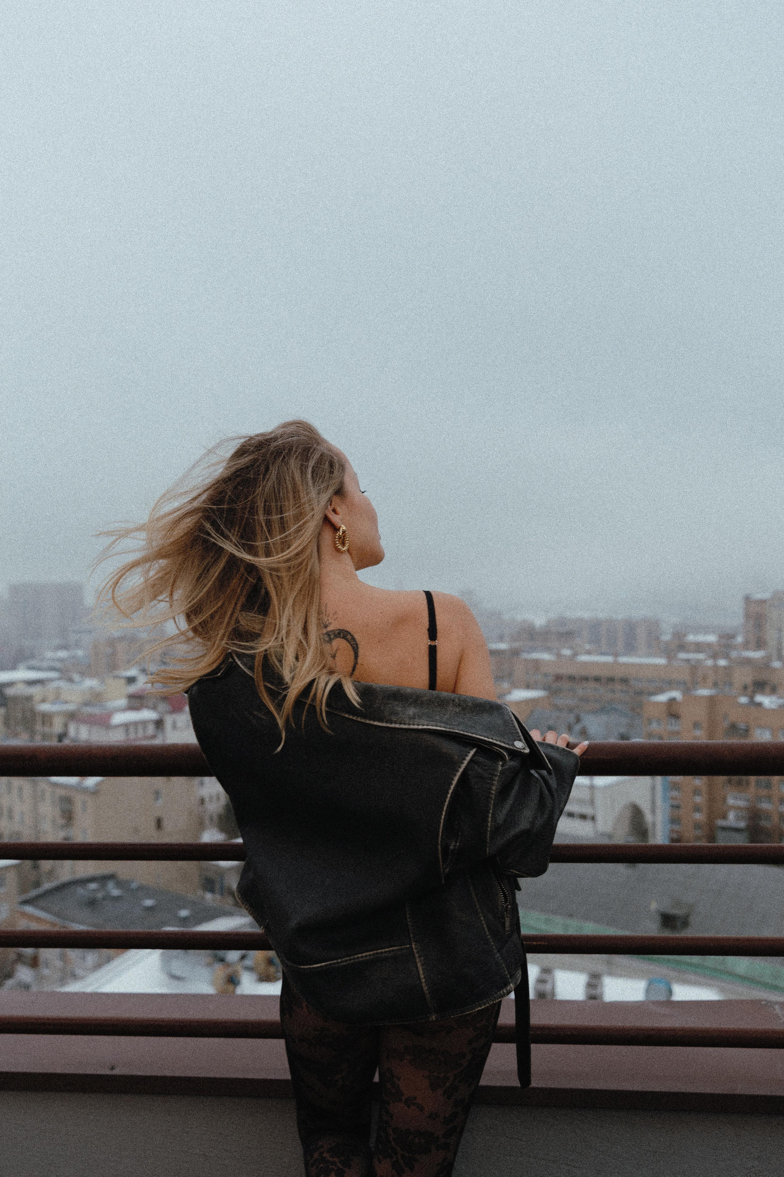 Фотосессия на крыше в фотостудии R414. Фотограф Александра Сыщенко