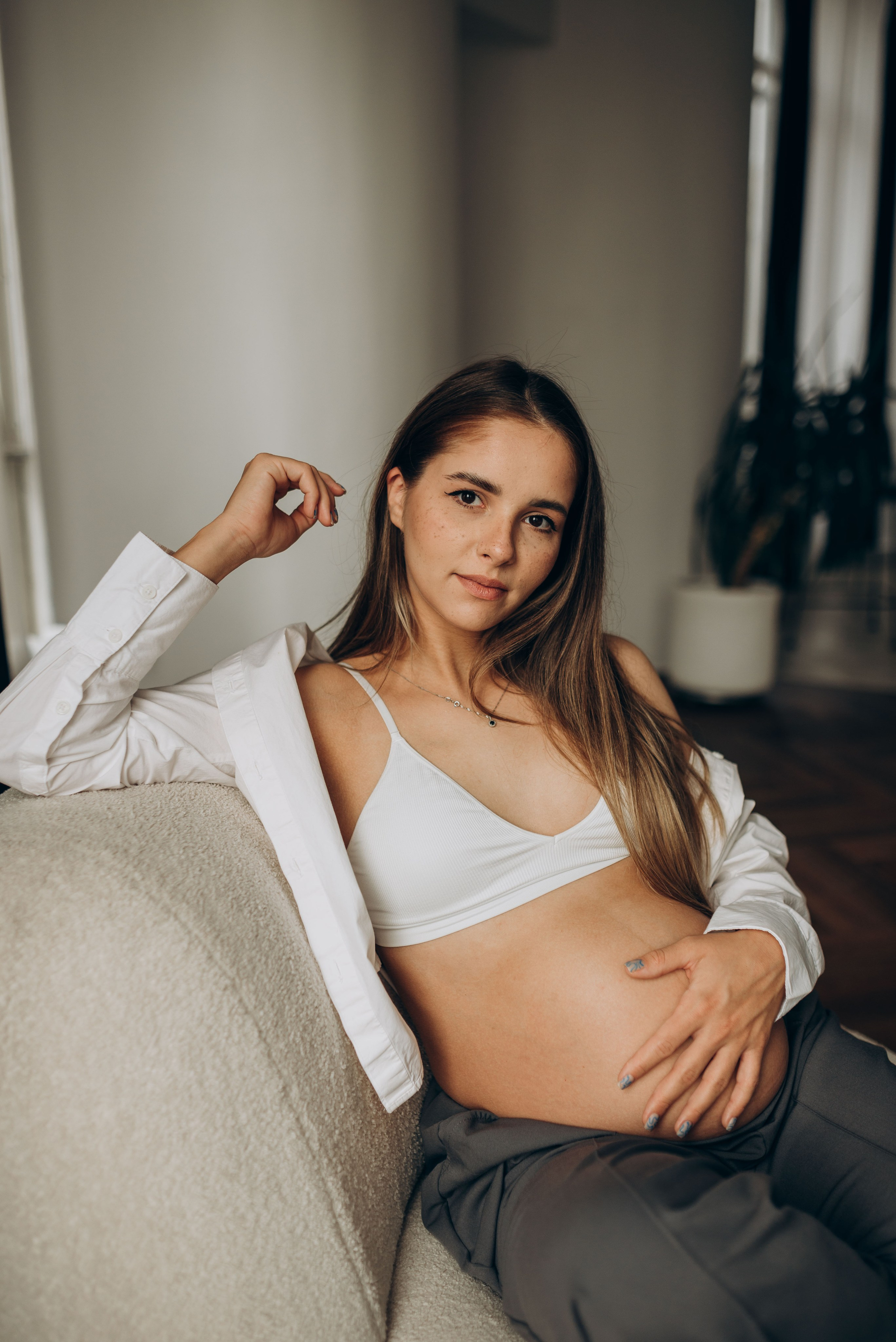 Фотосессия беременности в студии. Семейный фотограф в Домодедово и Москве Елена Пичугина