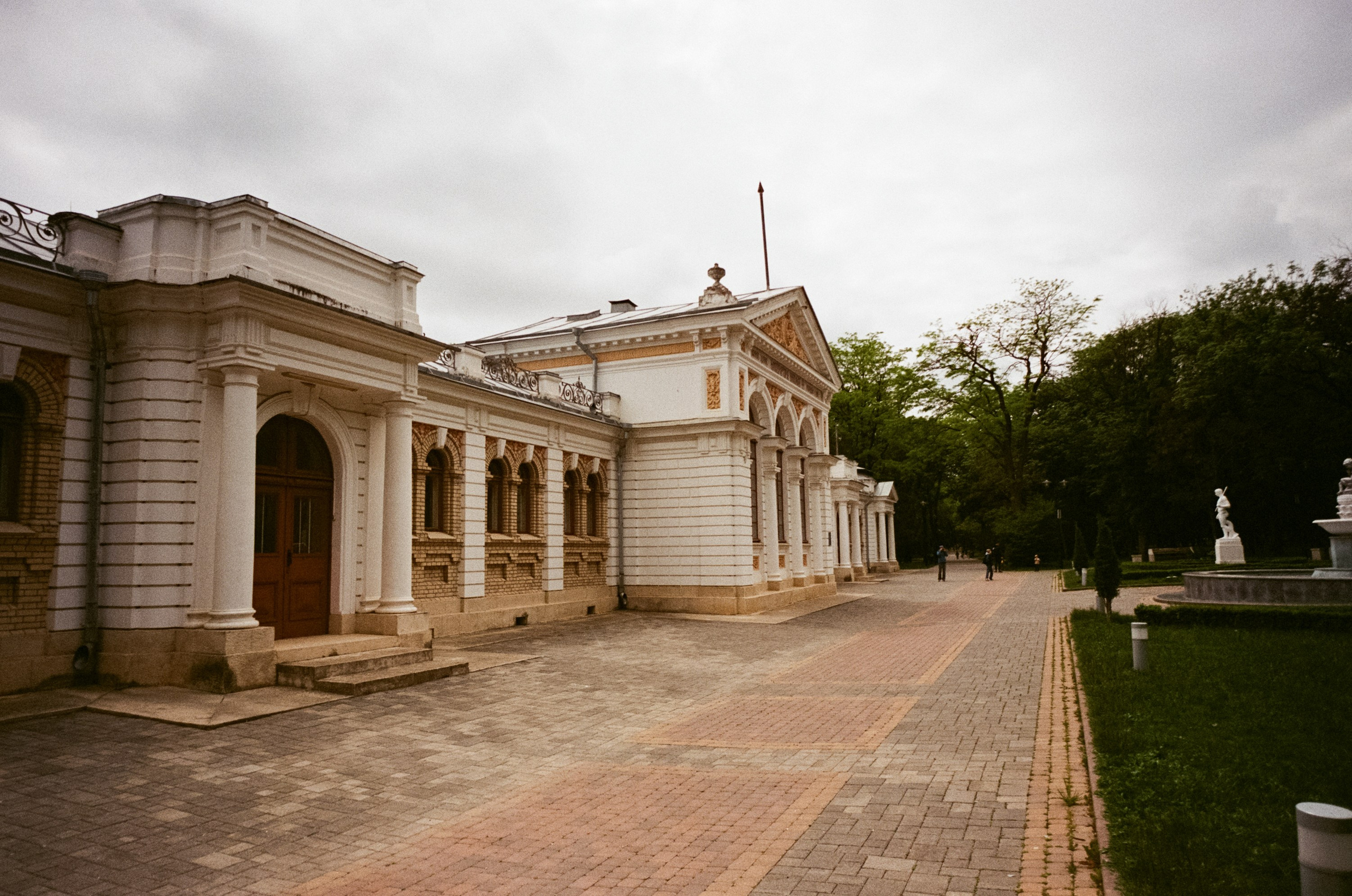 Ессентуки / Voigtlander BESSA-T / Fujifilm X-tra 400 (просрочка)