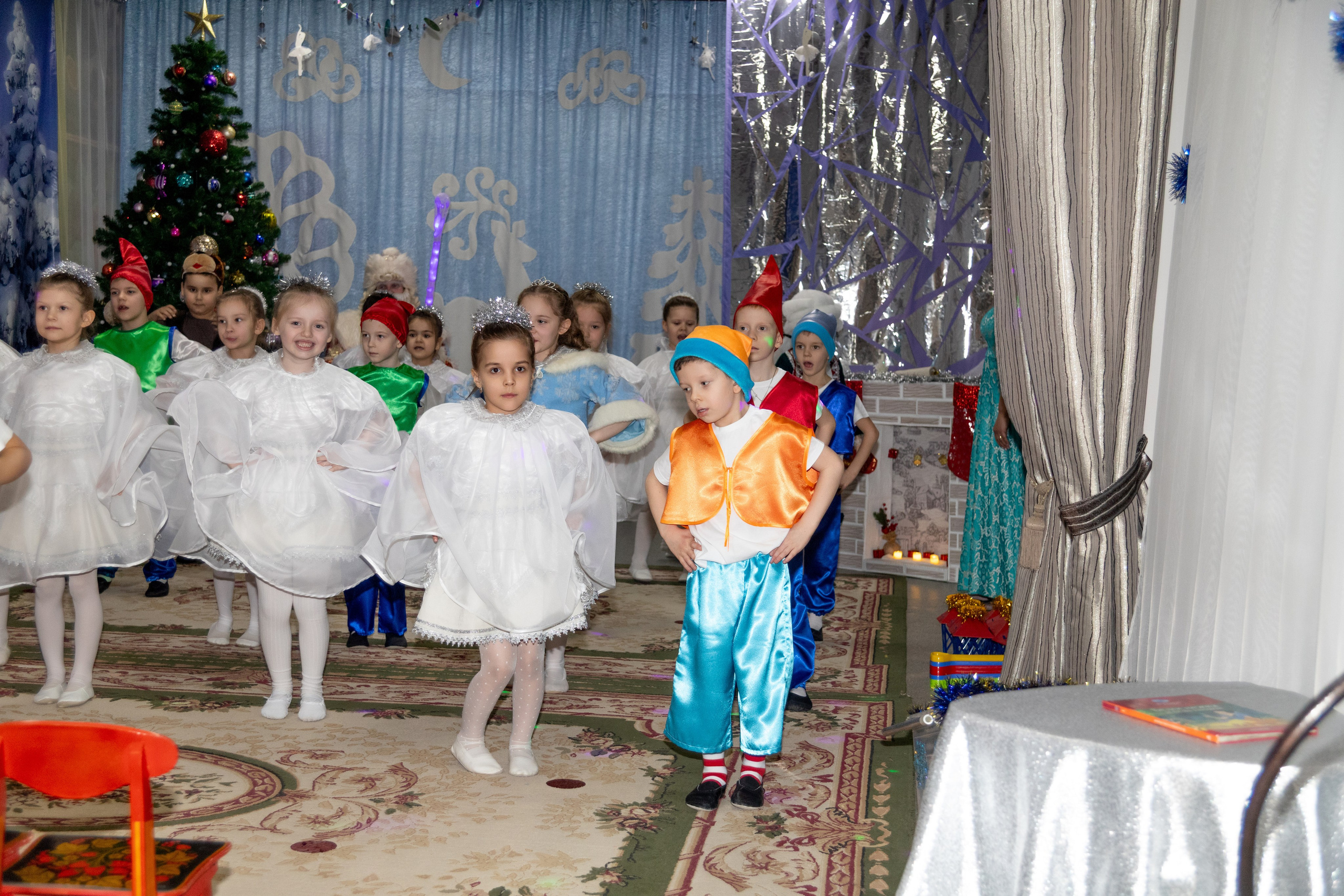 Новогодний утренник подготовительной группы. Индивидуальный и свадебный фотограф в Москве, Электростали и Туле Кадейкина Екатерина