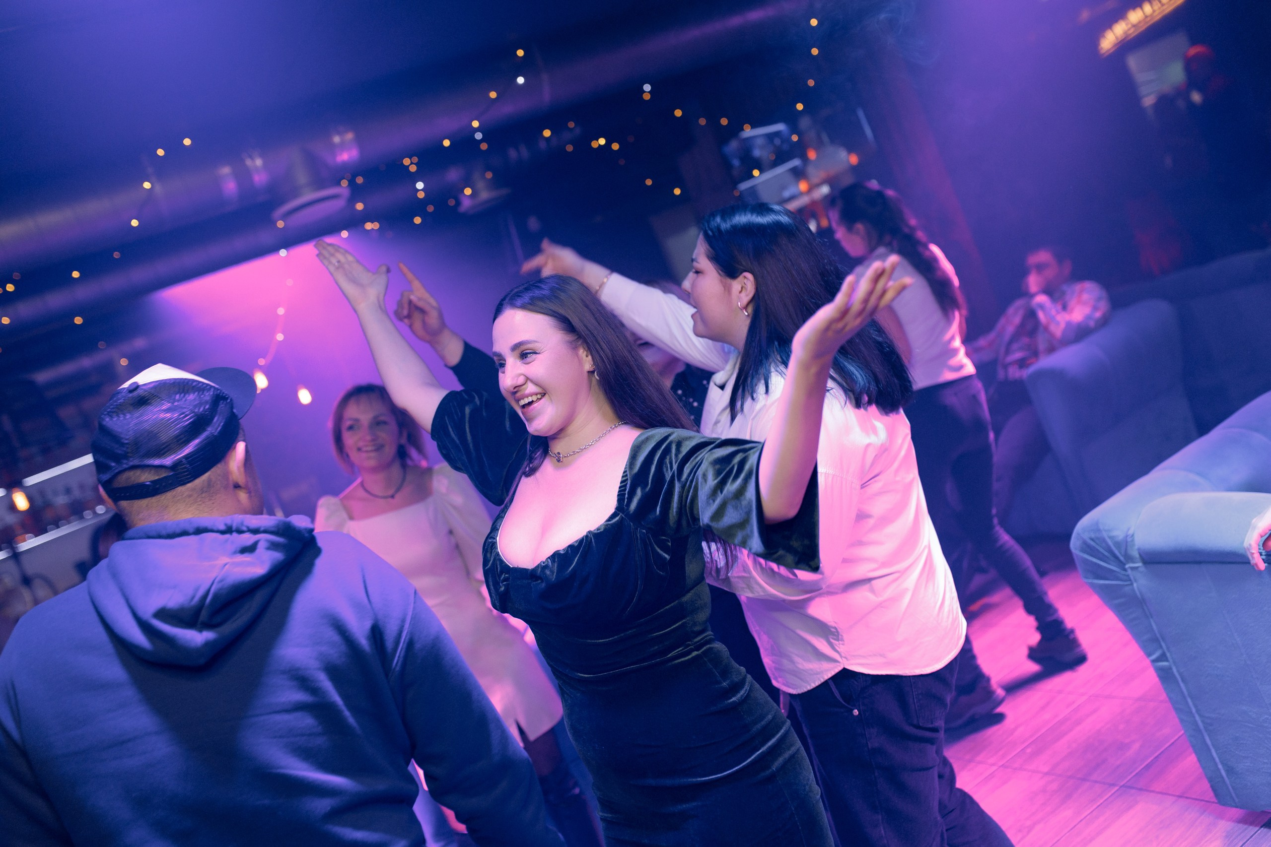 25/11/23 Караоке в Мята Спортивная. Мята Спортивная — Кальянная, караоке, бар в Минске