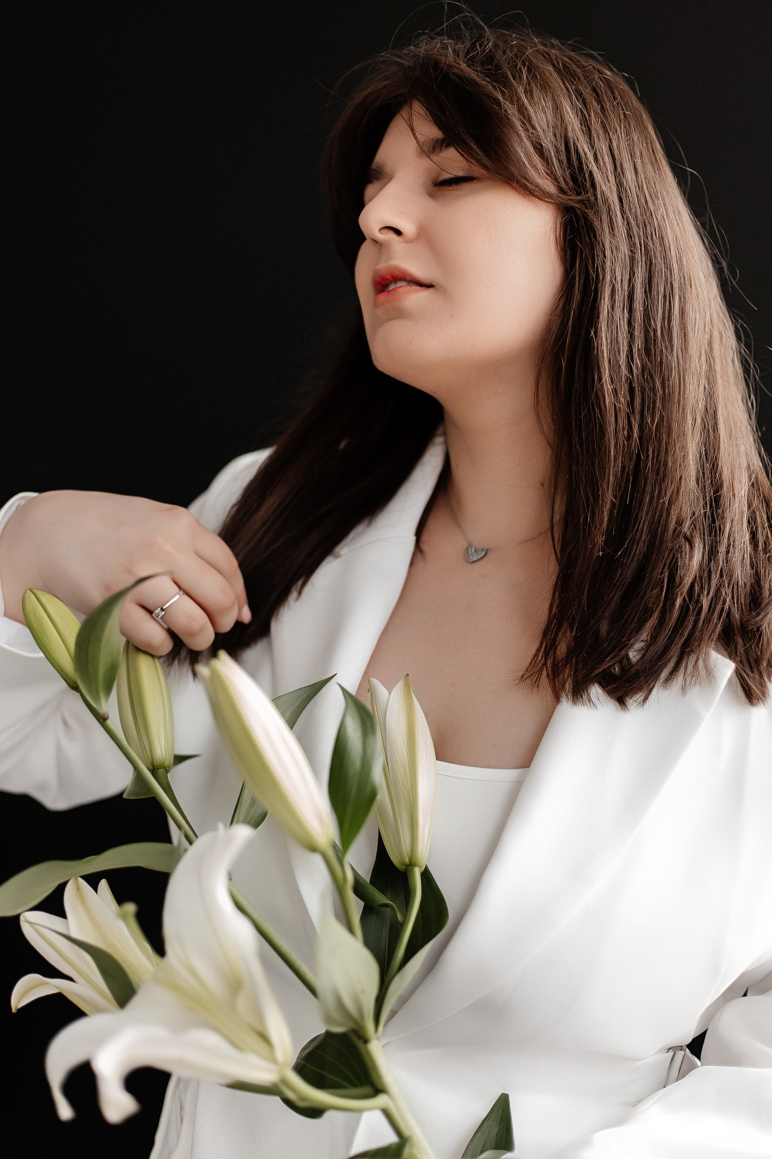 Фотопроект с живыми лилиями. Семейный фотограф в Саратове Элоиза Ляпина