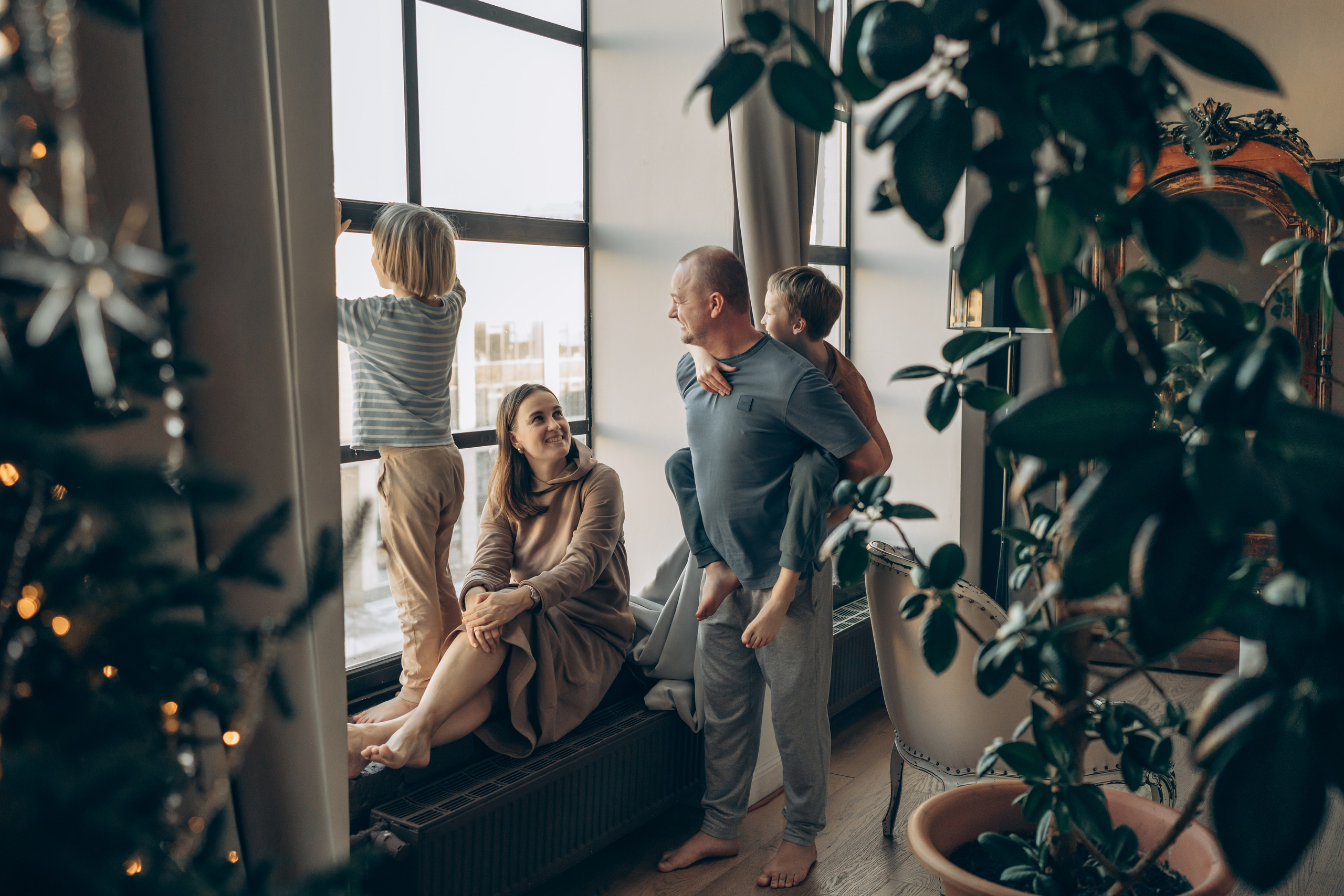 Семейная фотосессия в студии. Детский, семейный и ньюборн фотограф в Москве Юлия Шуарт