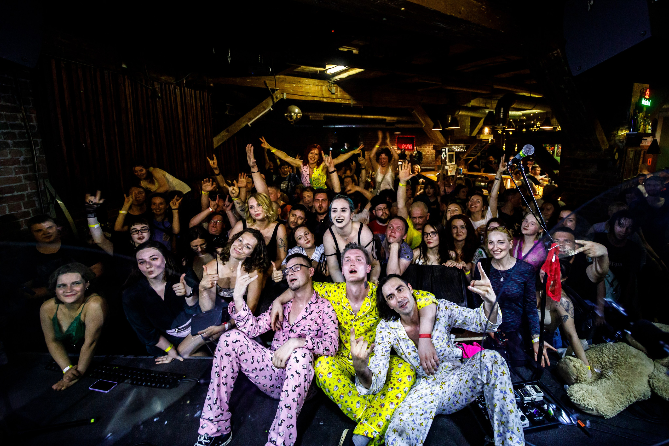 РАДИОПОМЕХИ. Фотограф Елена Богачева (lenalena_na_na_na)