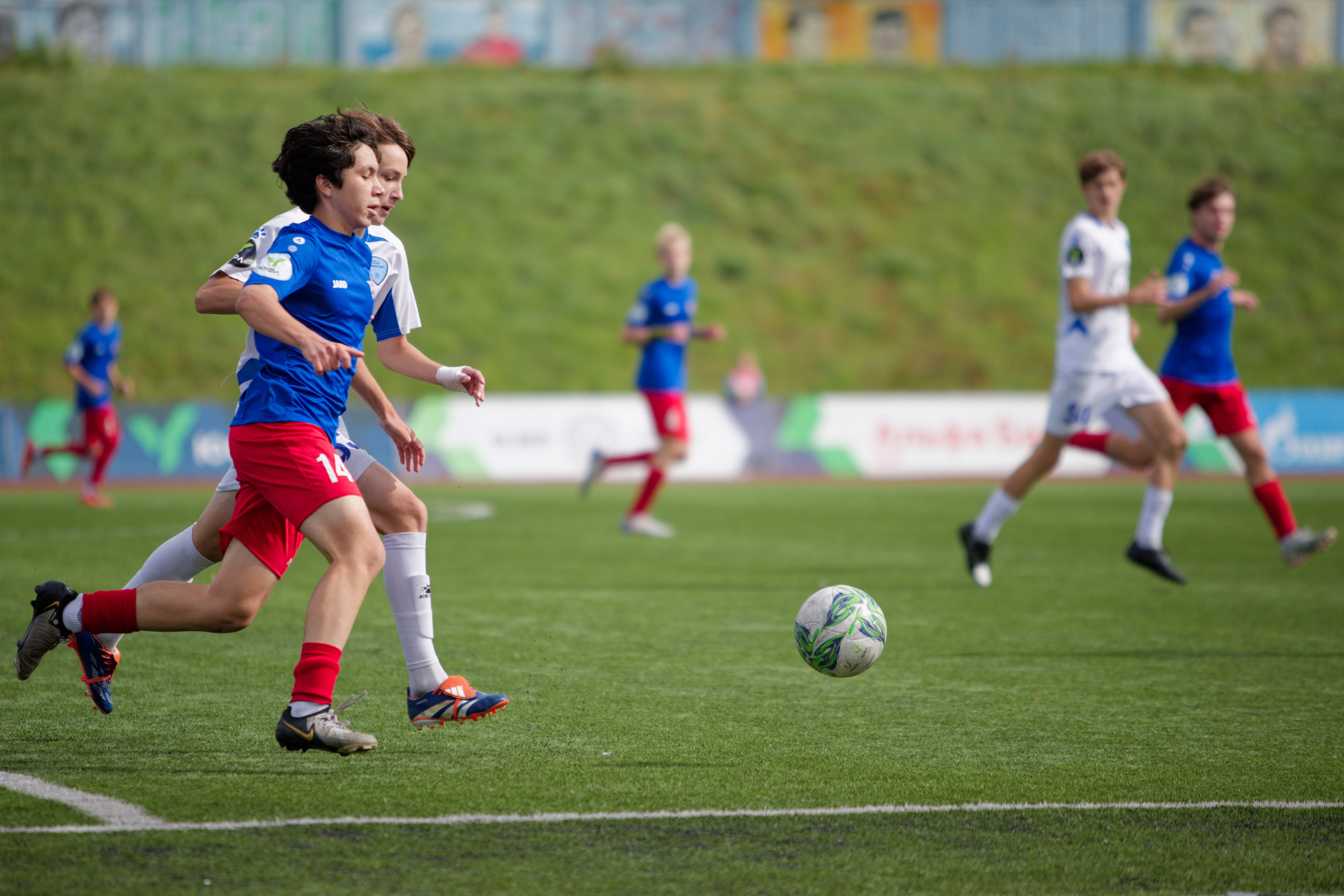 Матч ЮФЛ Сахалин-Хабаровск (U-16). Кутузов Евгений Фотограф в Южно-Сахалинске