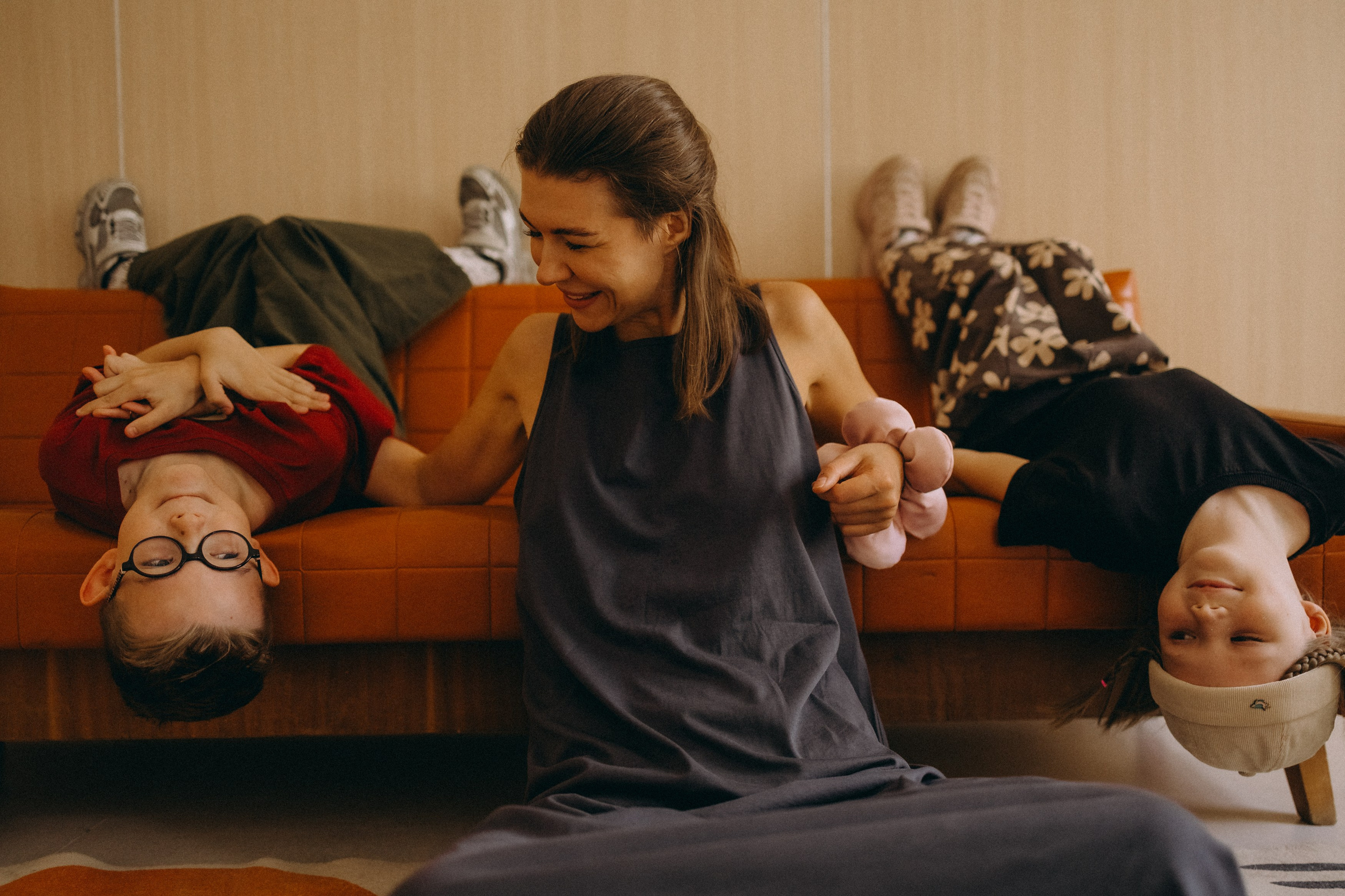 Таня, Костя, Стеша. Главная