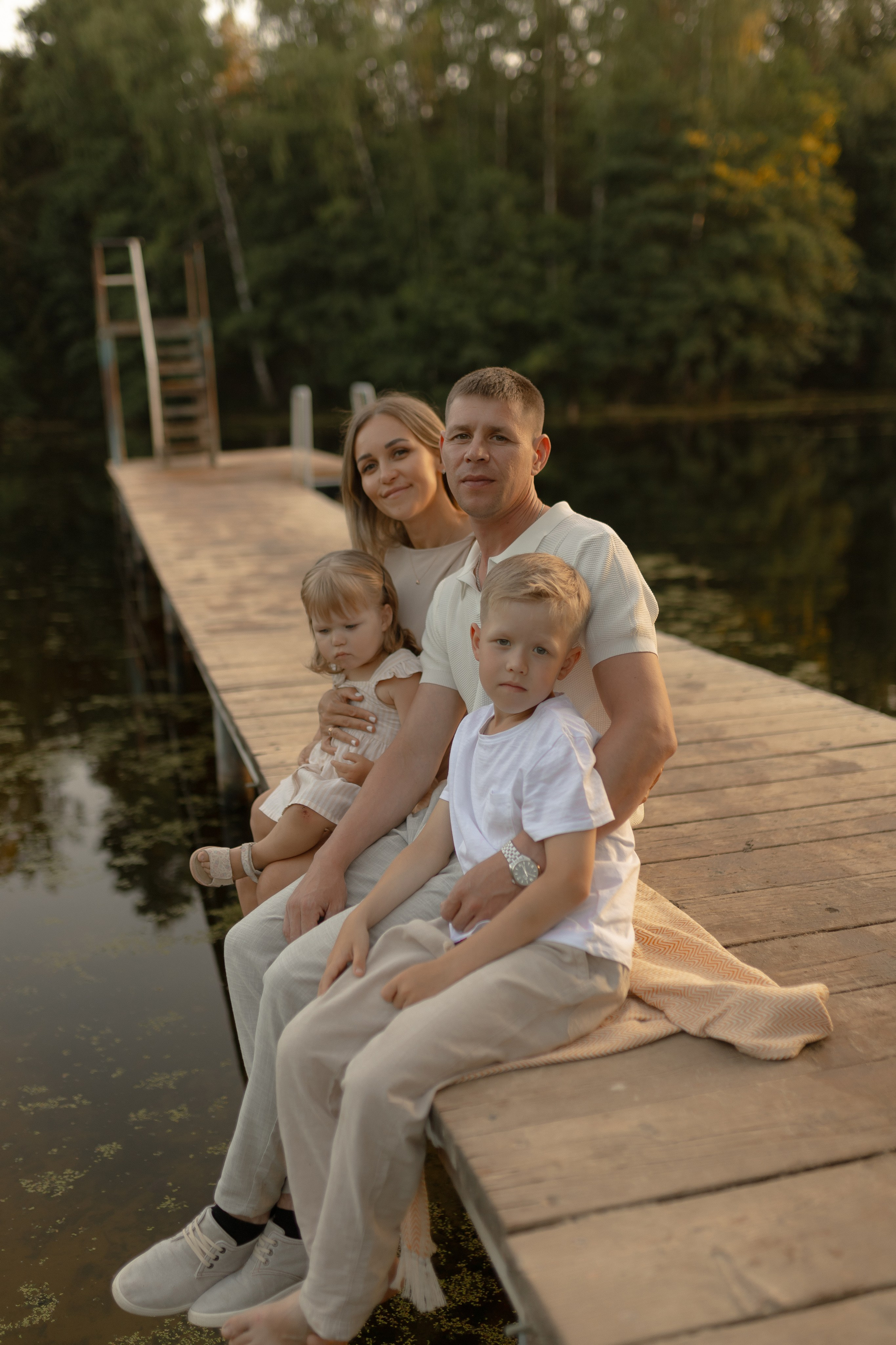 Алексей, Мария, Ваня и Варя. Фотограф Татьяна Семенова